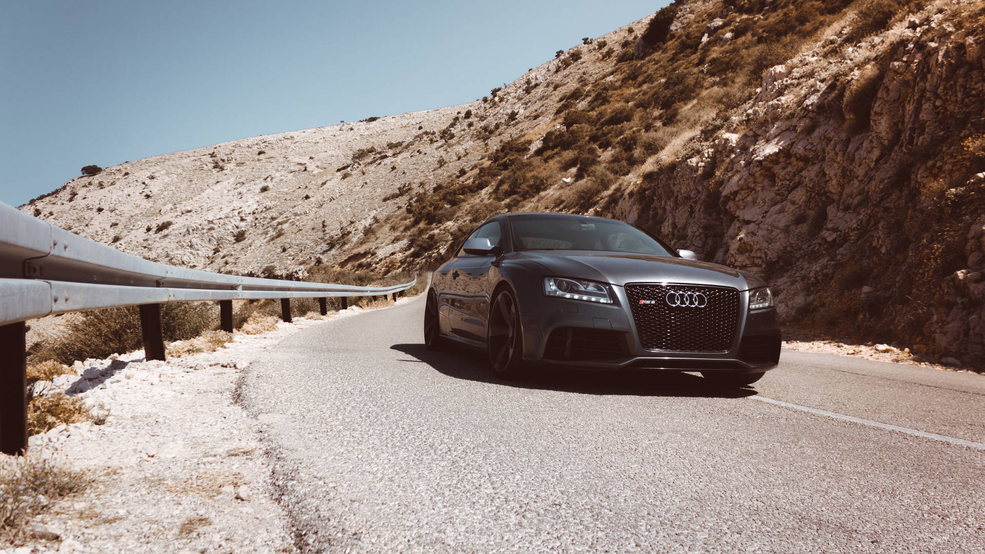 5182X2915 Audi Wallpaper and Background