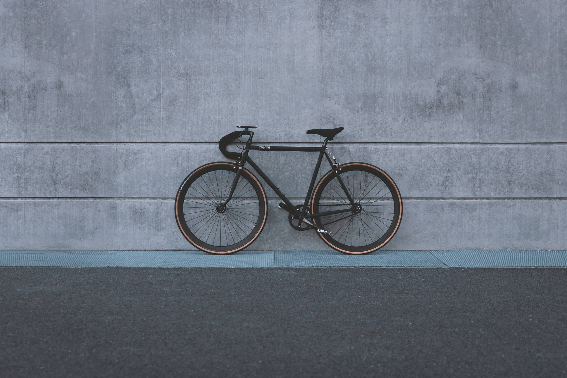 6058X4039 Bike Wallpaper and Background