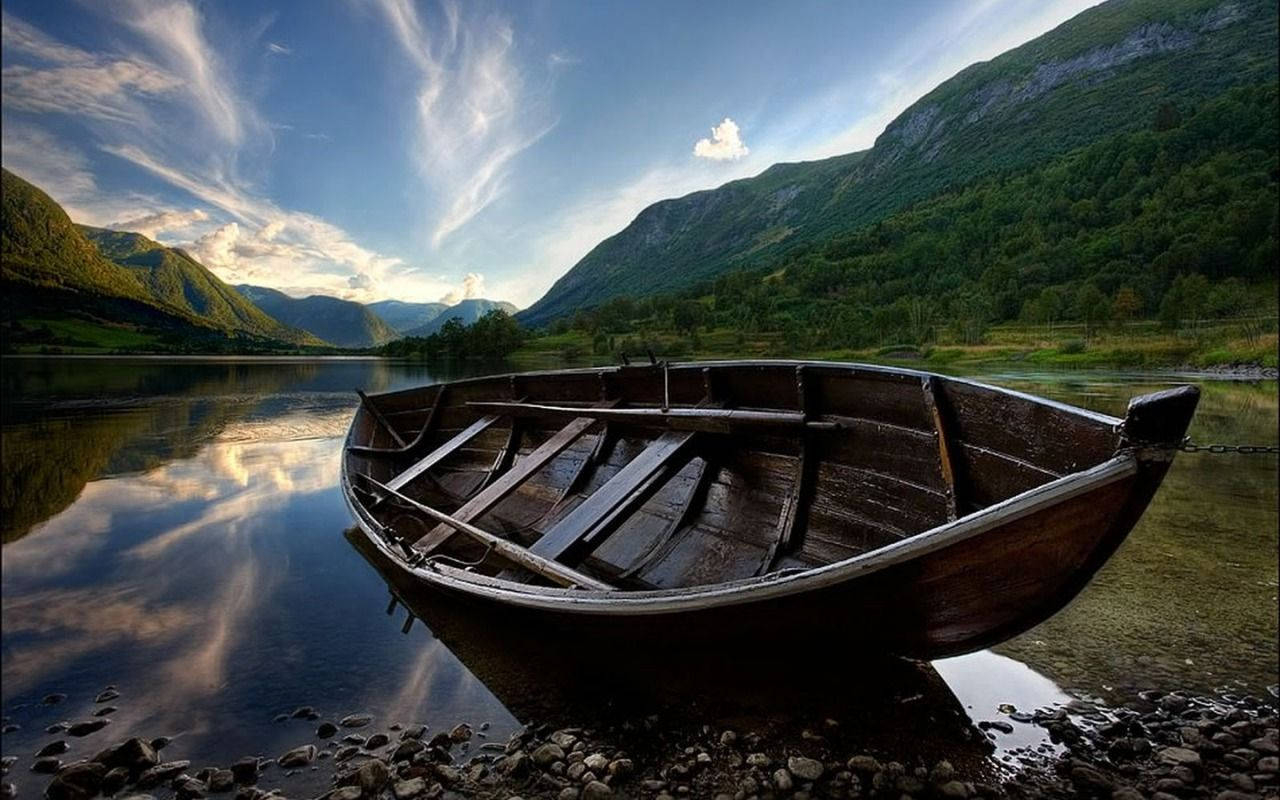 1280X800 Boat Wallpaper and Background