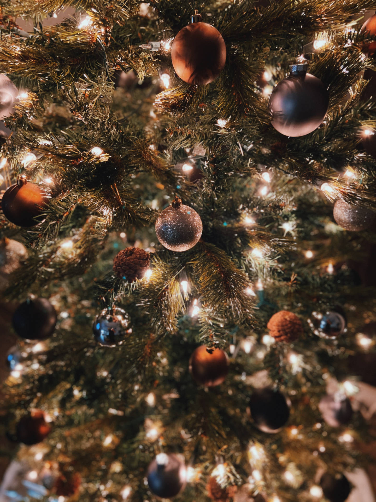 3024X4032 Christmas Tree Wallpaper and Background