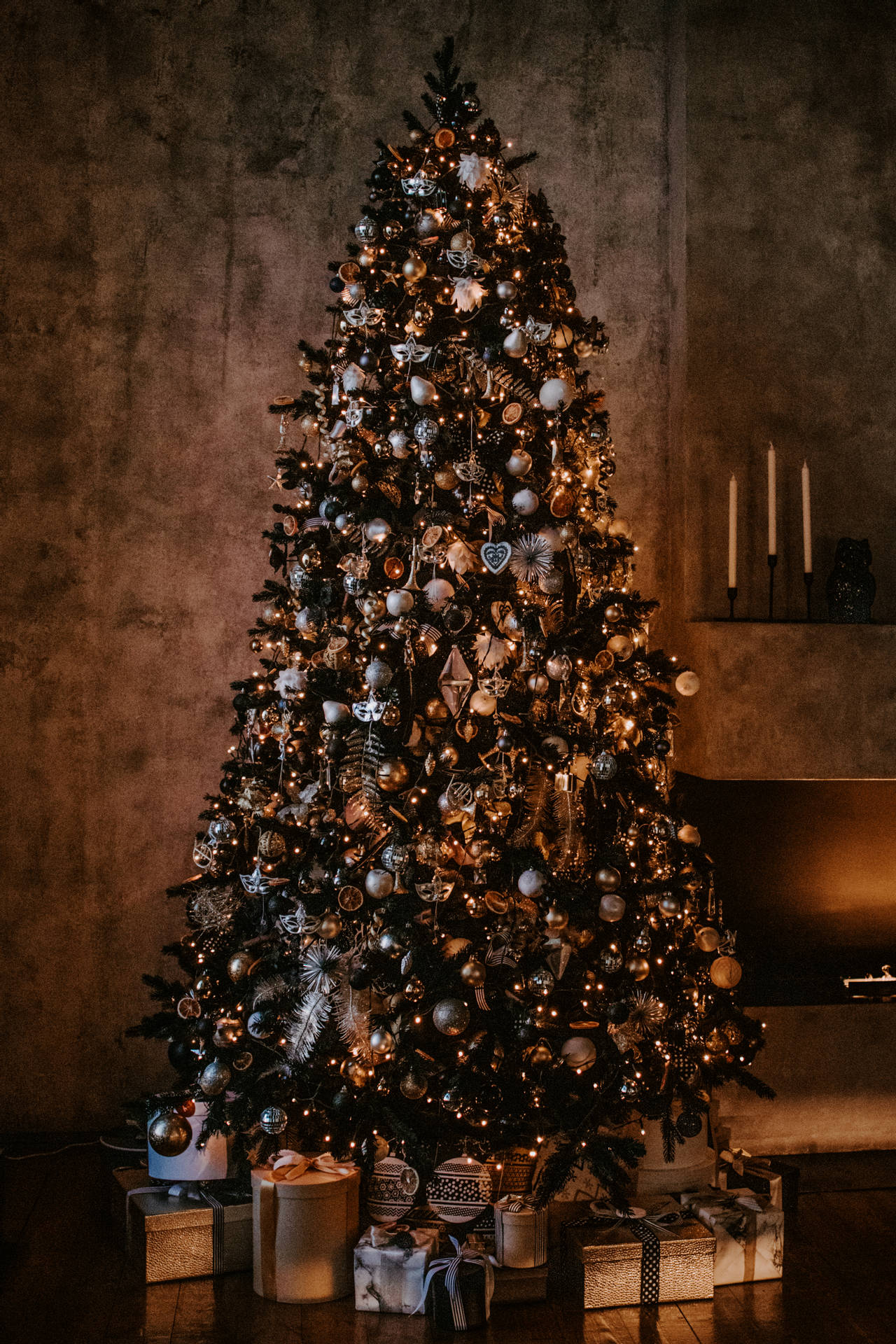 3602X5403 Christmas Tree Wallpaper and Background