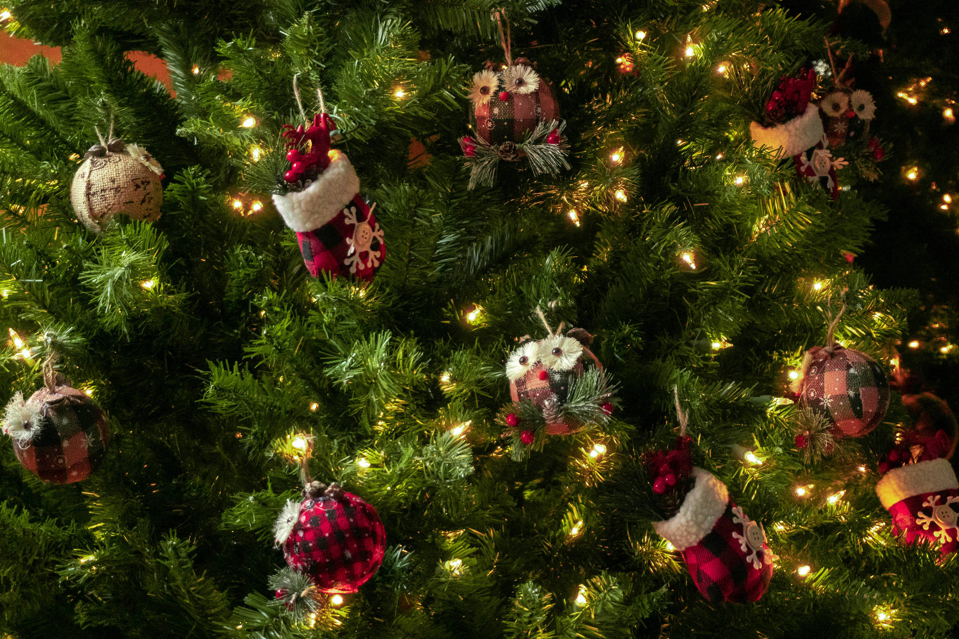 5959X3973 Christmas Tree Wallpaper and Background