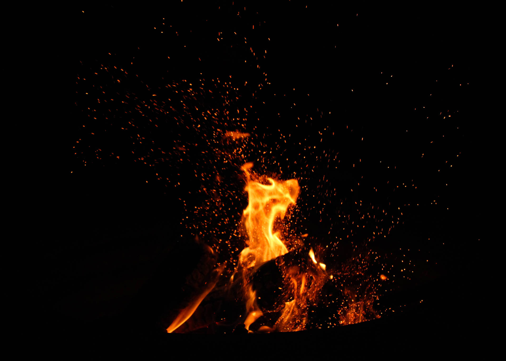 4472X3194 Fire Wallpaper and Background