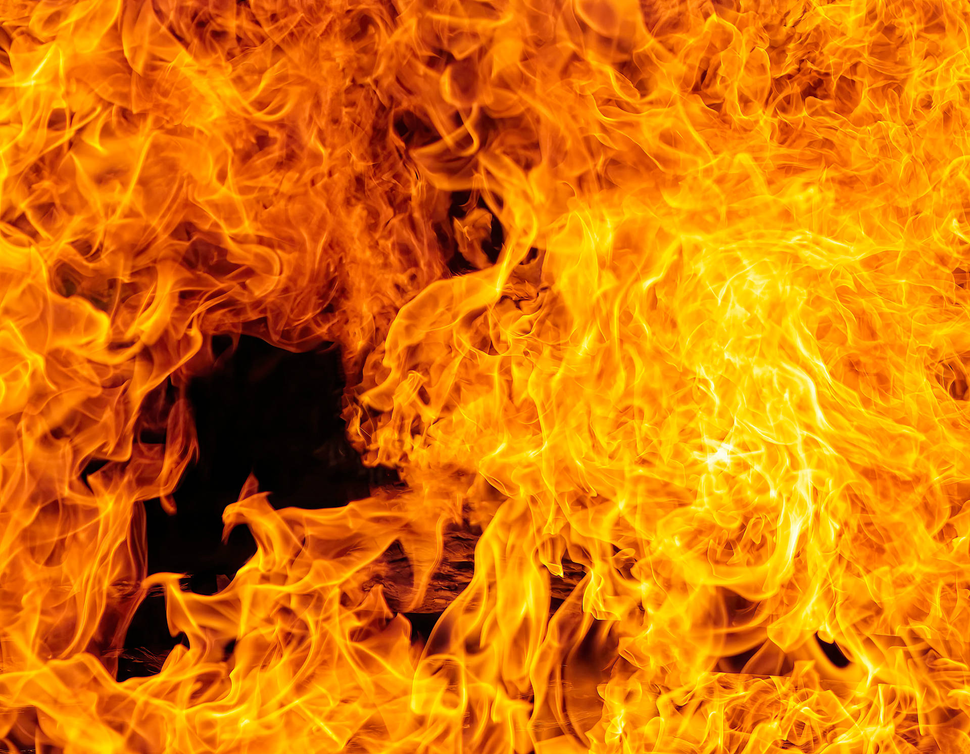 7087X5507 Fire Wallpaper and Background