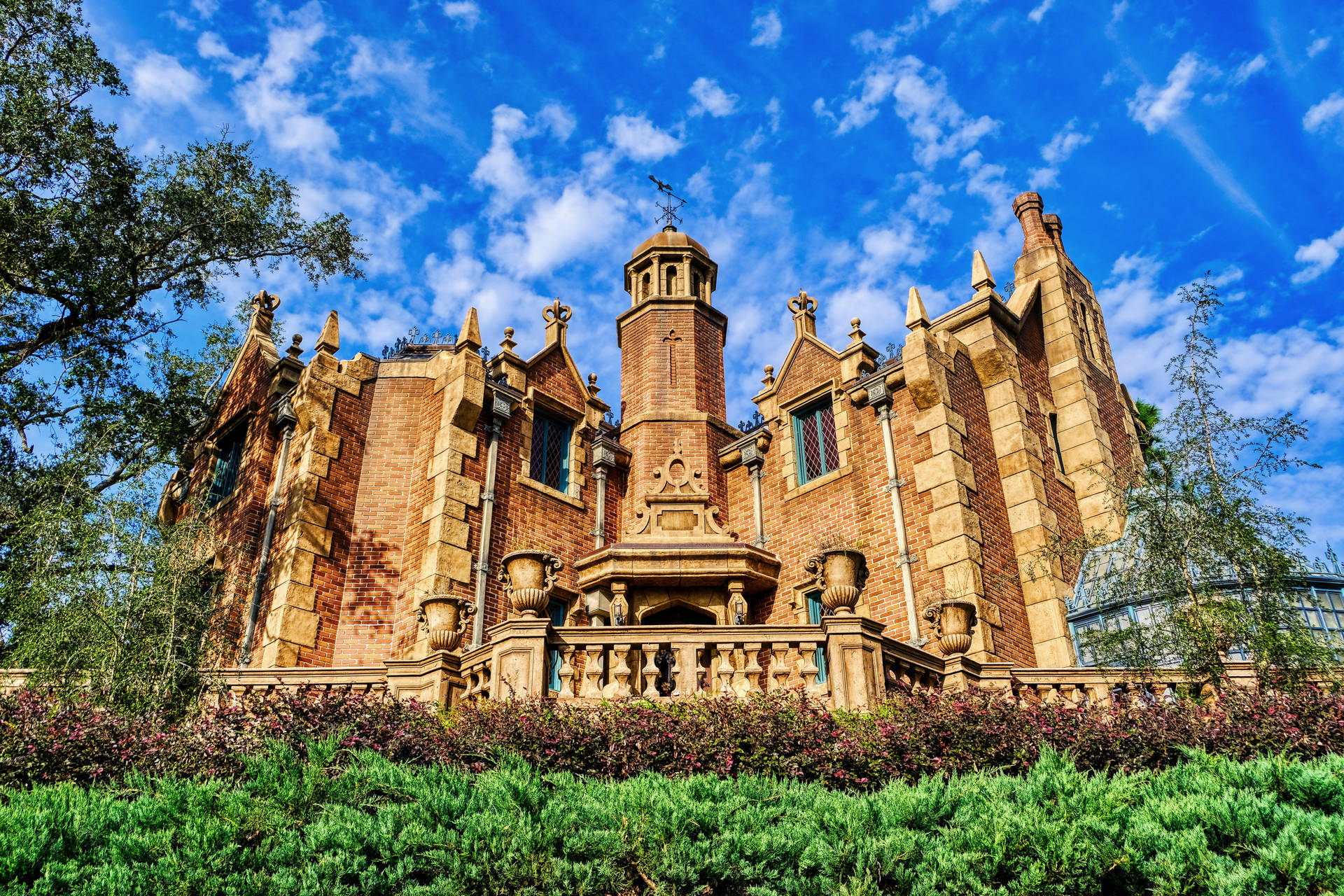 6224X4148 Haunted Mansion Wallpaper and Background