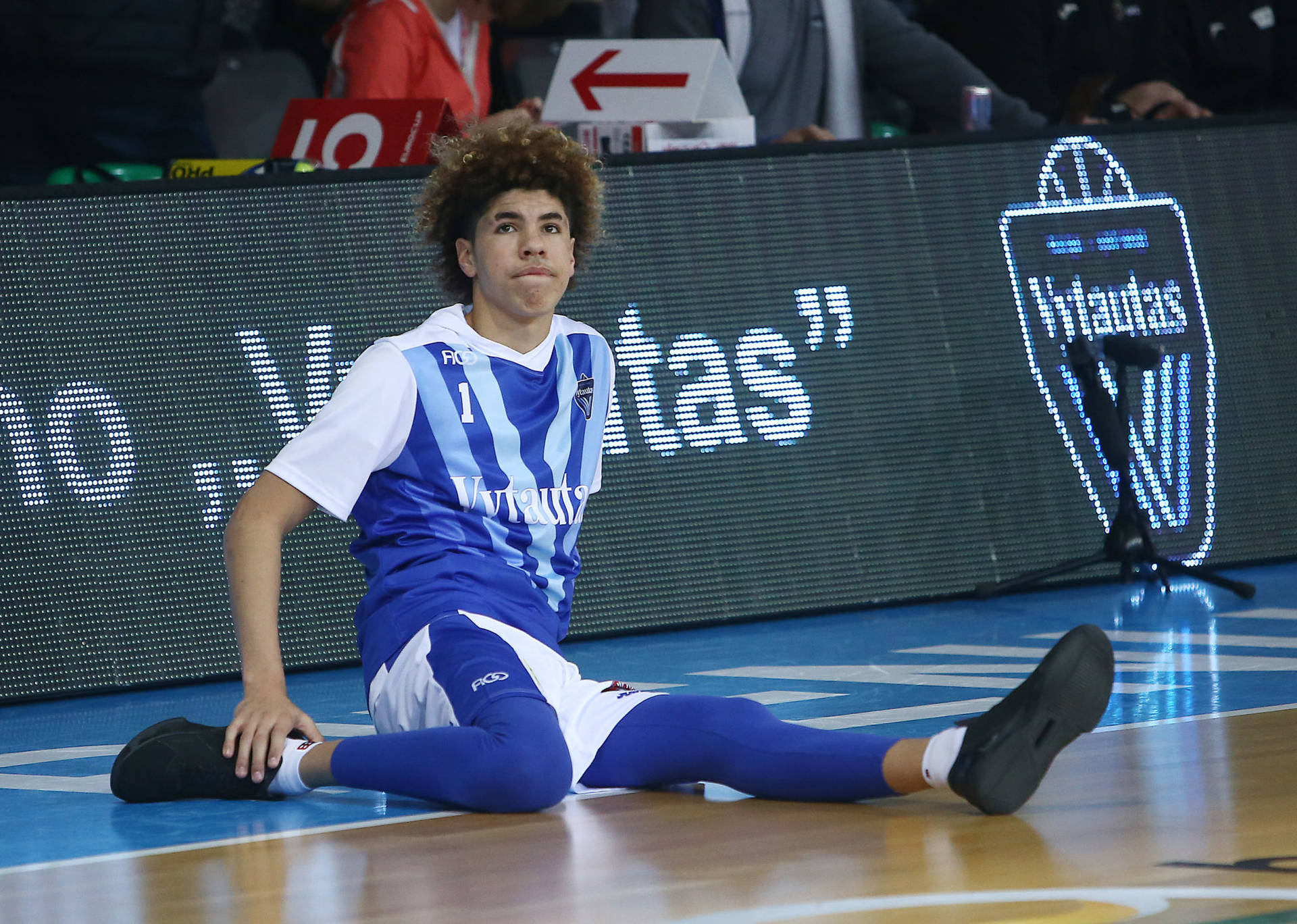 2048X1459 Lamelo Ball Wallpaper and Background