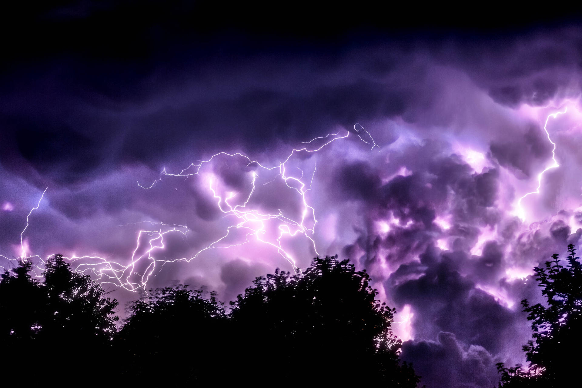 4285X2856 Lightning Wallpaper and Background