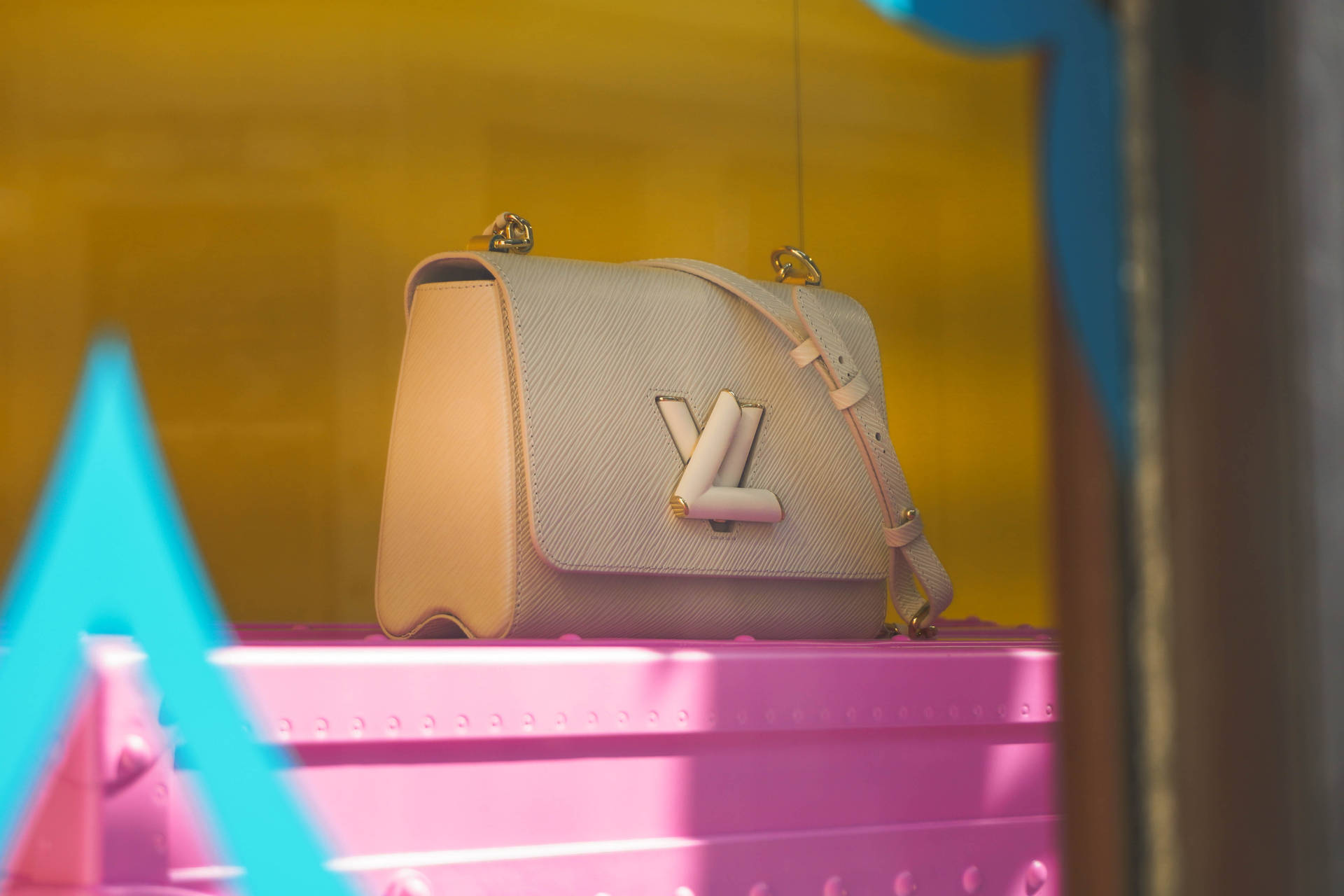 5537X3691 Louis Vuitton Wallpaper and Background