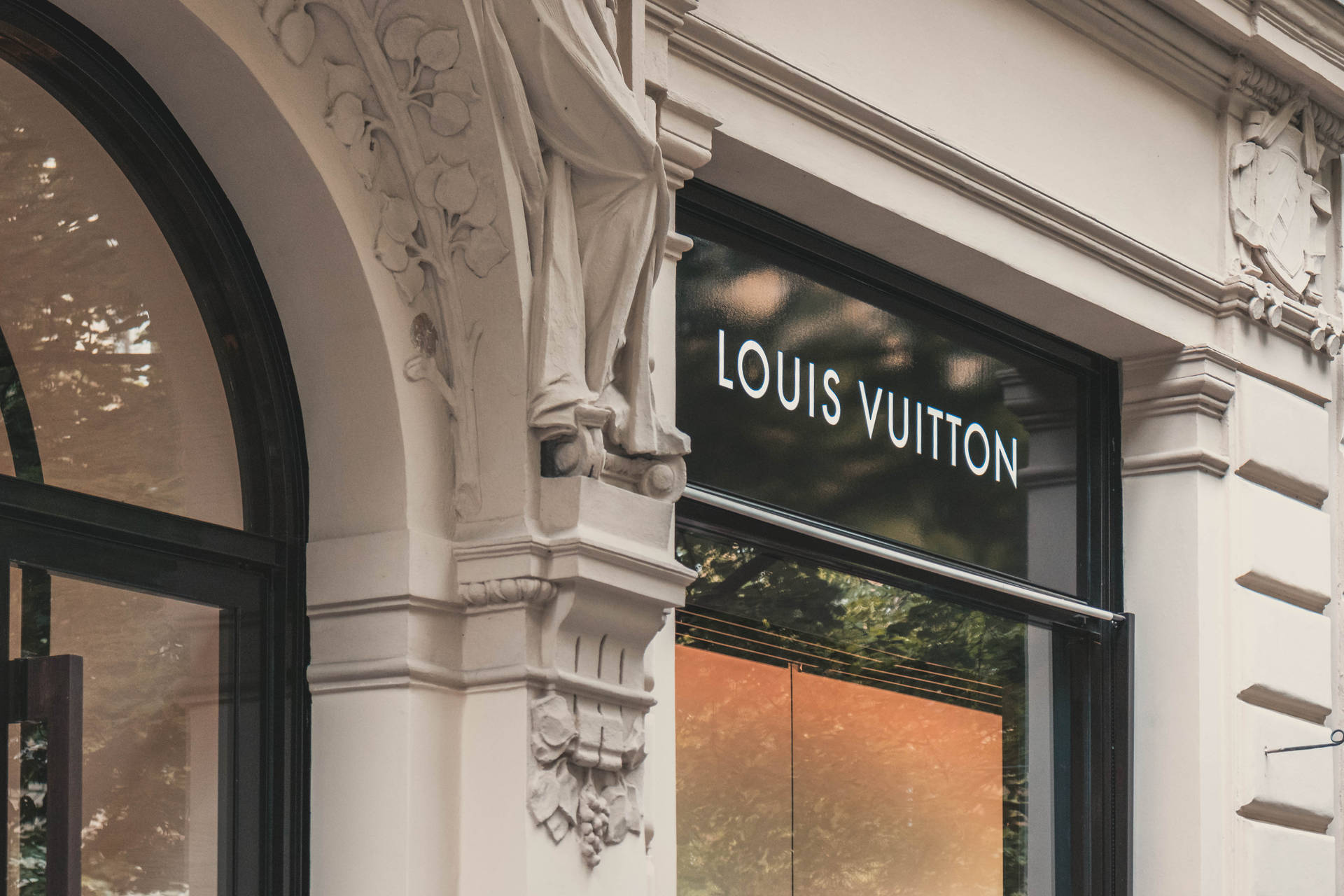 6000X4000 Louis Vuitton Wallpaper and Background