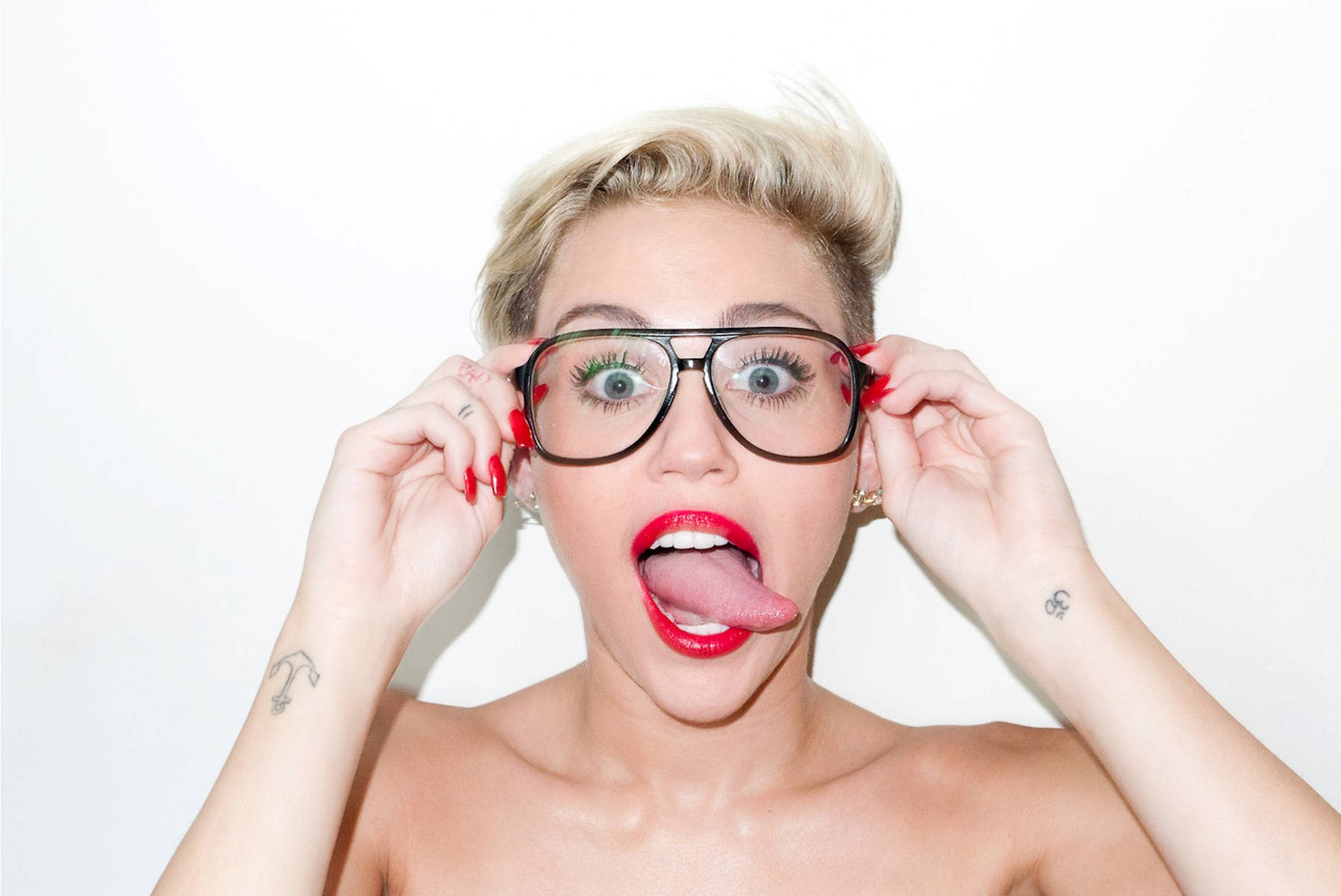 1796X1200 Miley Cyrus Wallpaper and Background