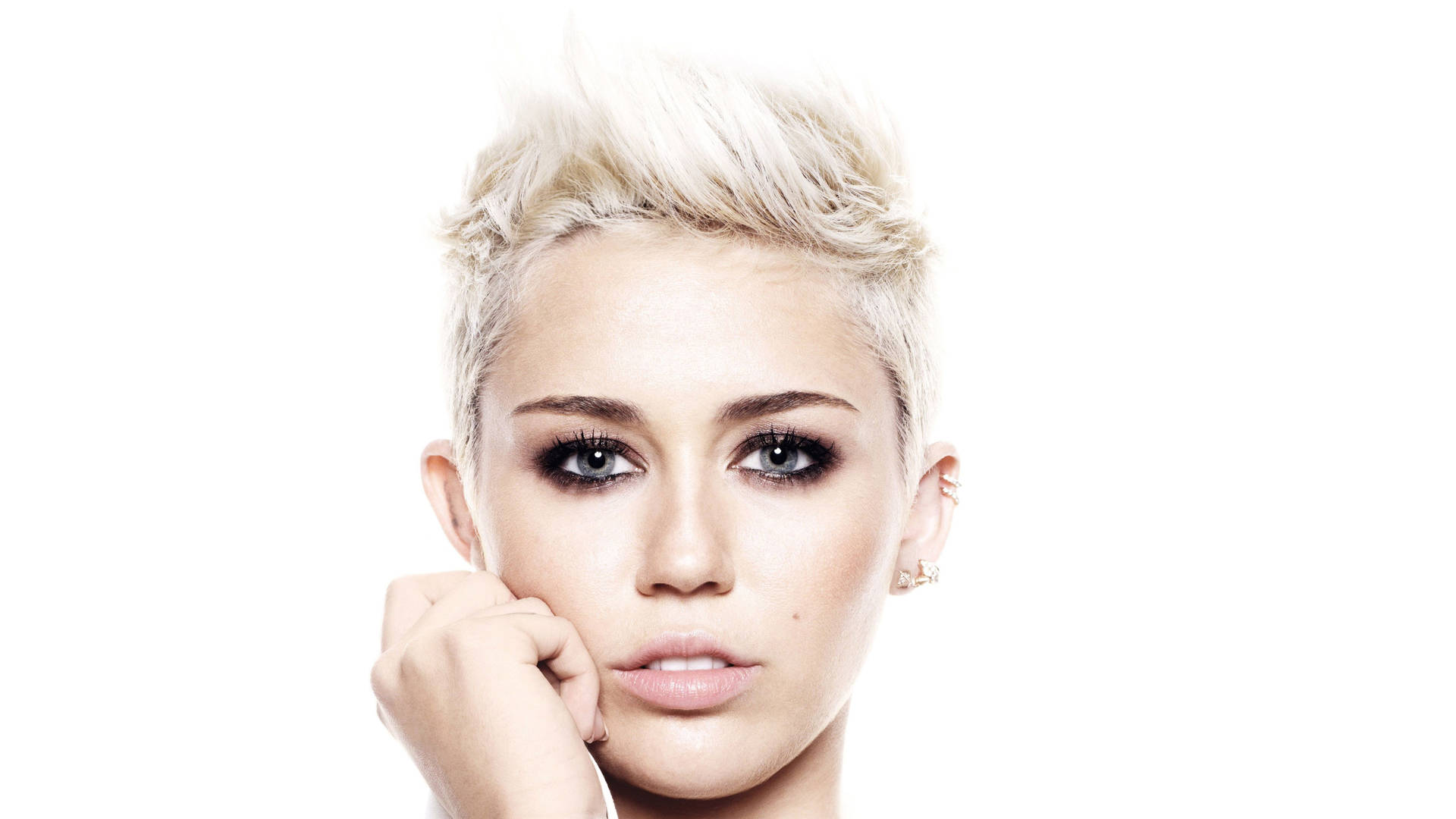 3840X2160 Miley Cyrus Wallpaper and Background