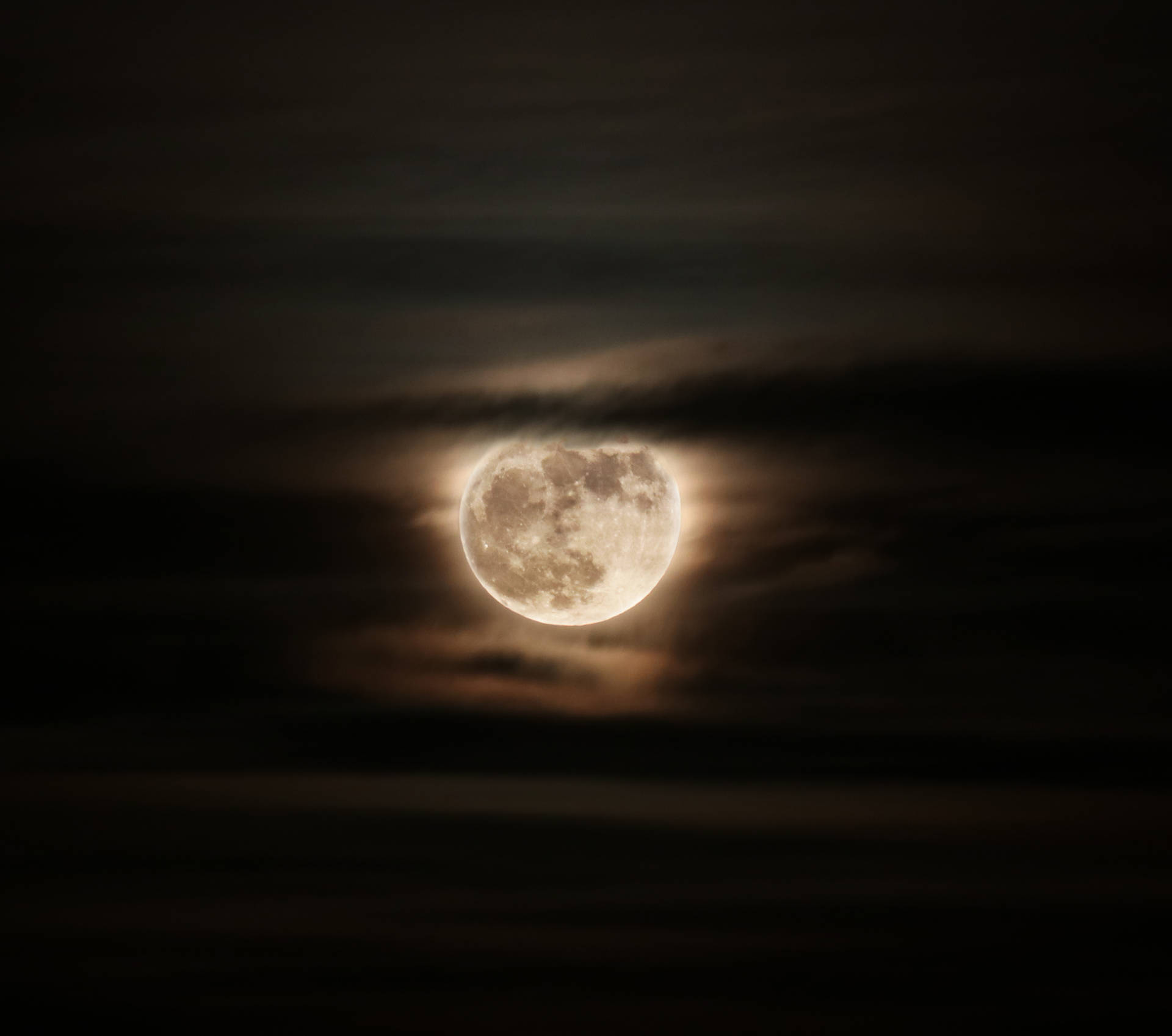 2752X2432 Moon Wallpaper and Background