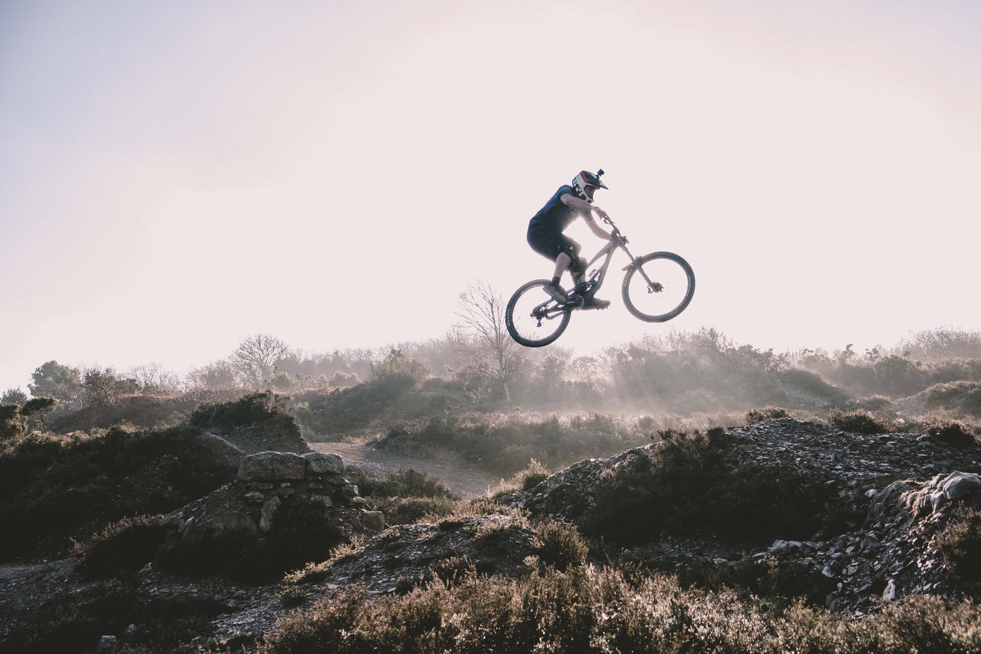 6000X4000 Mountain Bike Wallpaper and Background