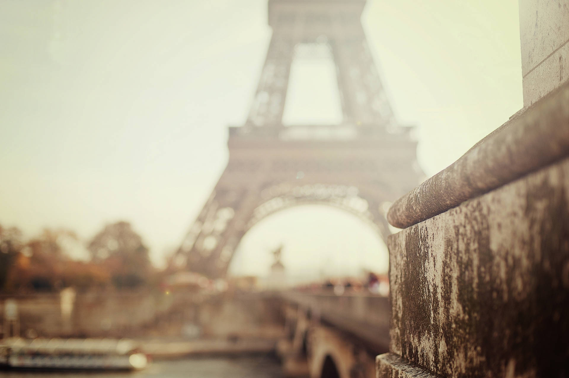 2596X1728 Paris Wallpaper and Background