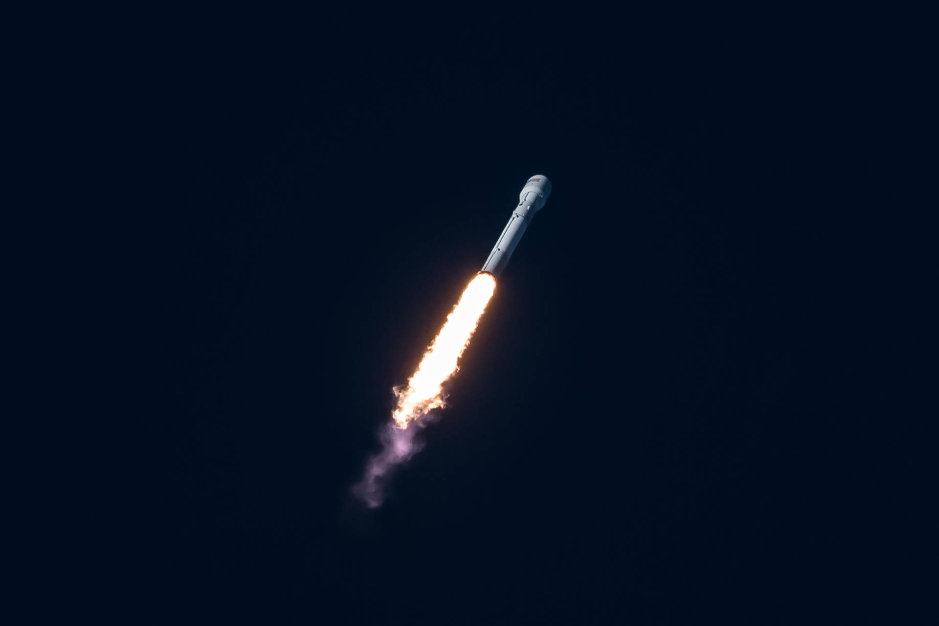 3000X2000 Rocket Wallpaper and Background
