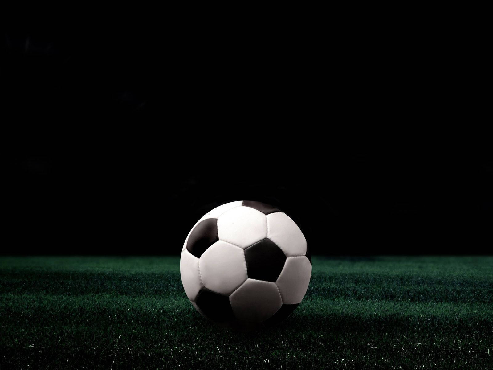 1600X1200 Soccer Wallpaper and Background