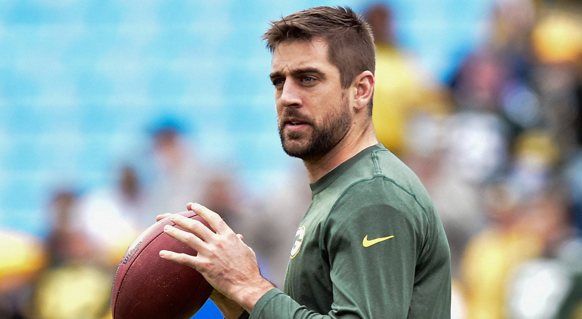 5120X2813 Aaron Rodgers Wallpaper and Background