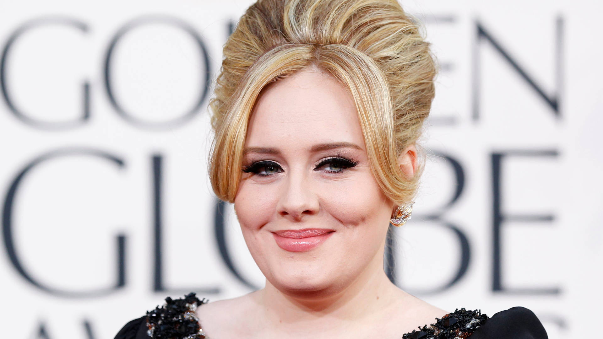 2880X1620 Adele Wallpaper and Background