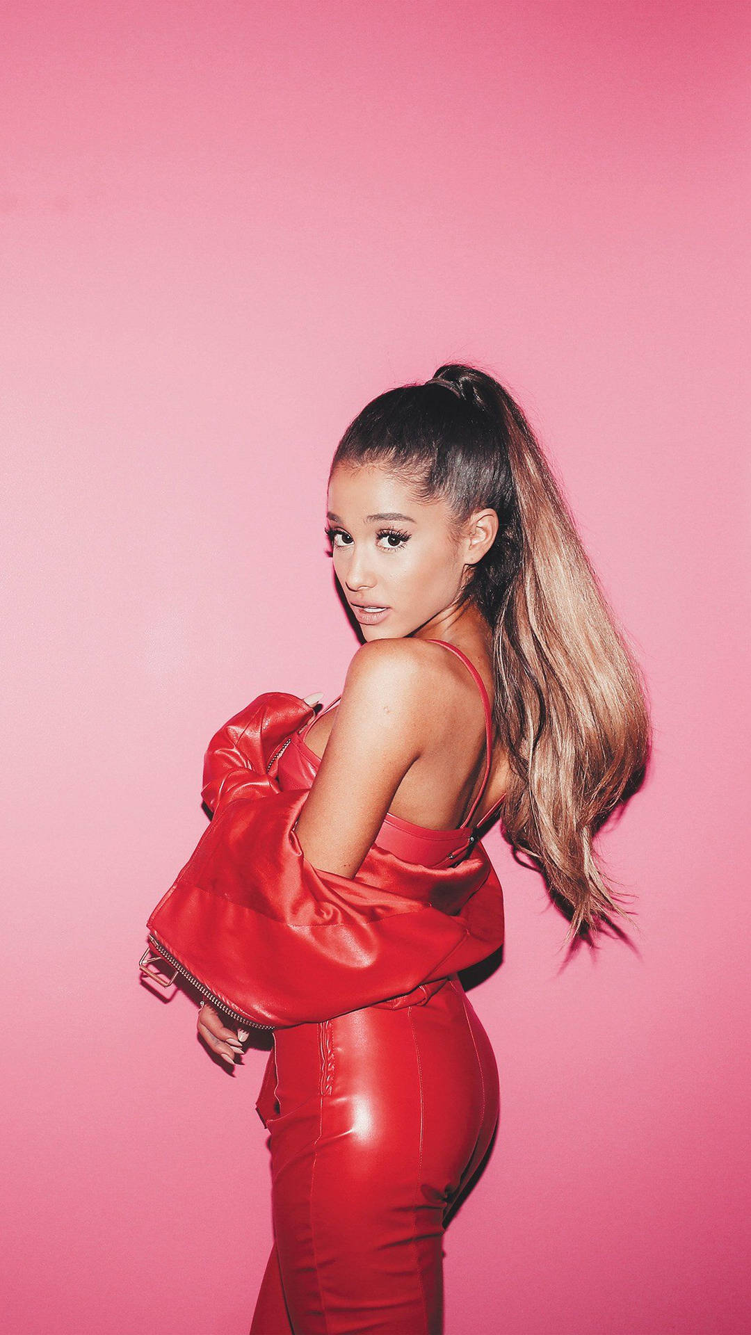 Ariana Grande 1242X2208 Wallpaper and Background Image
