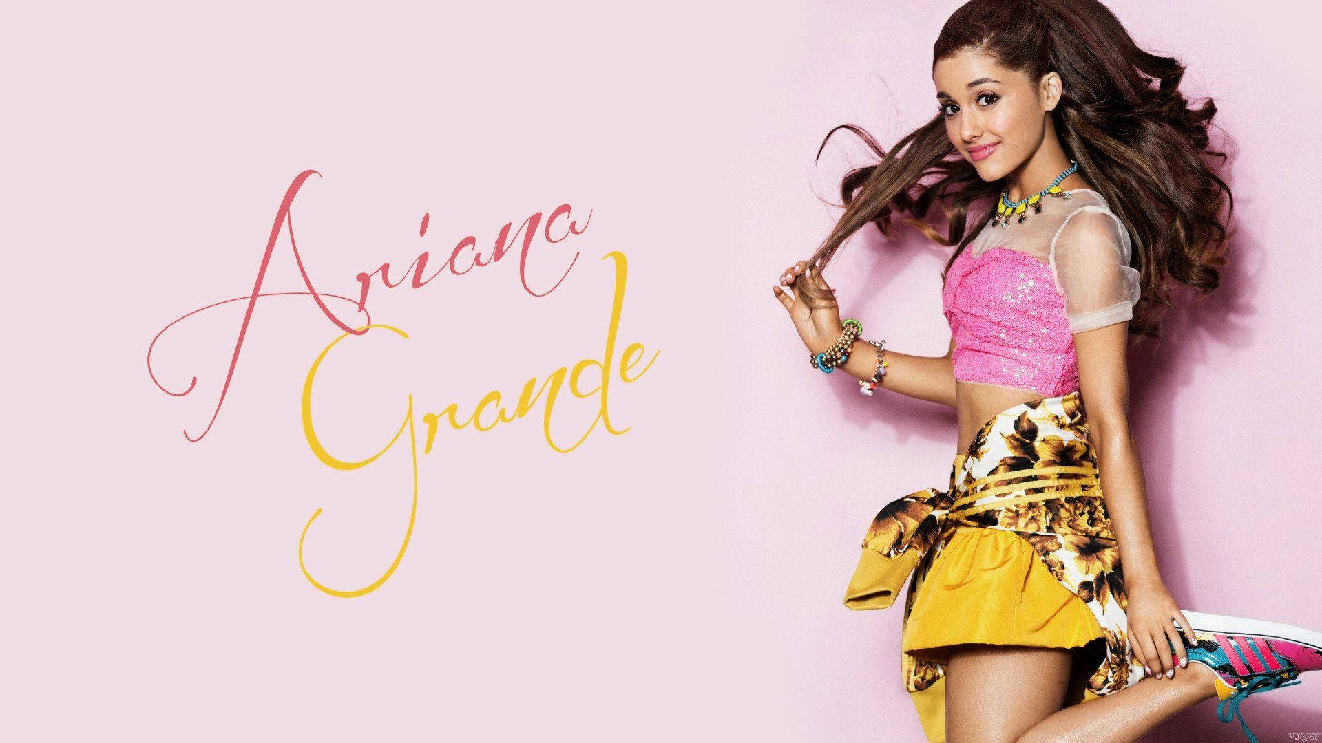 Ariana Grande 1920X1080 wallpaper