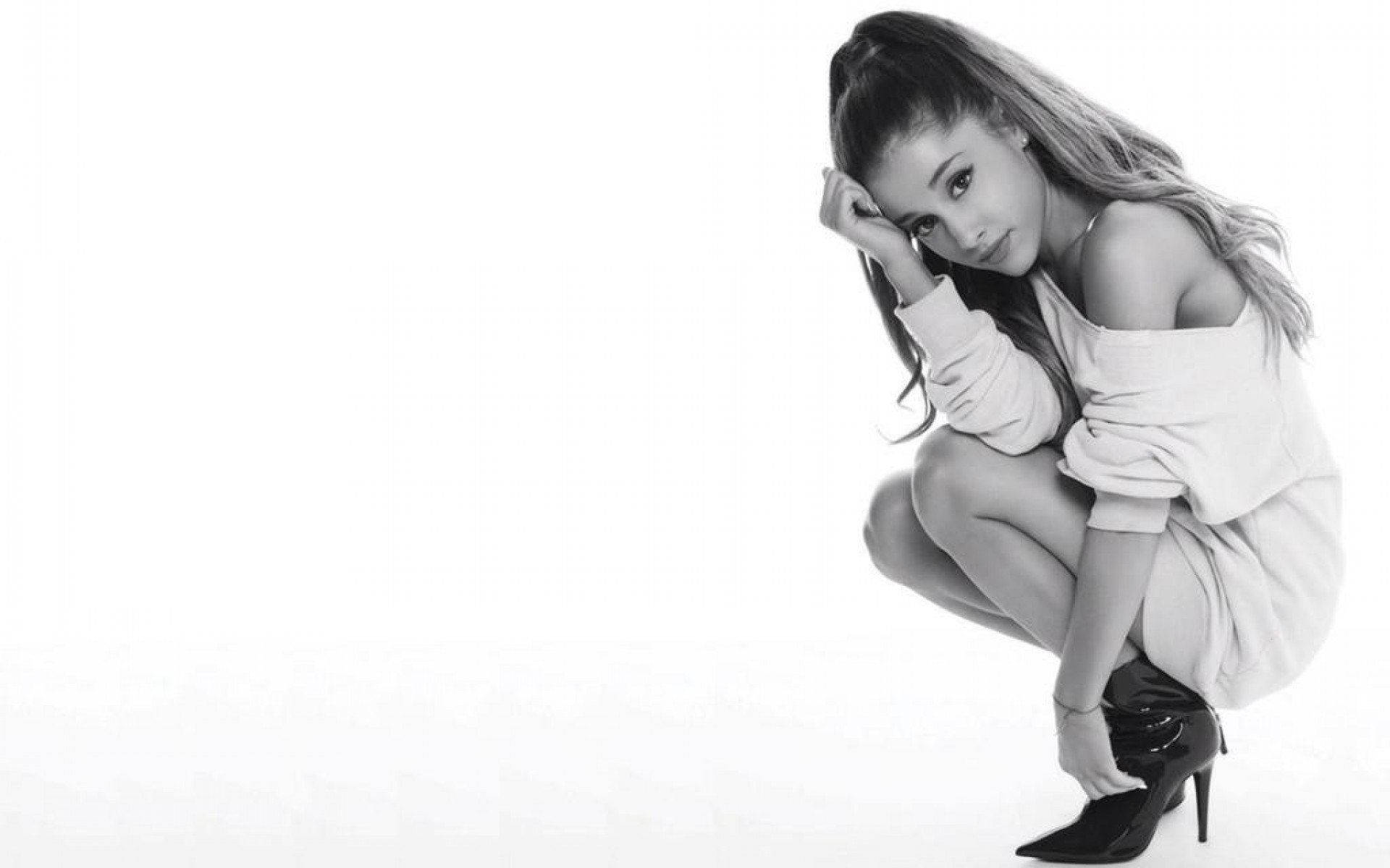 1920X1200 Ariana Grande Wallpaper and Background