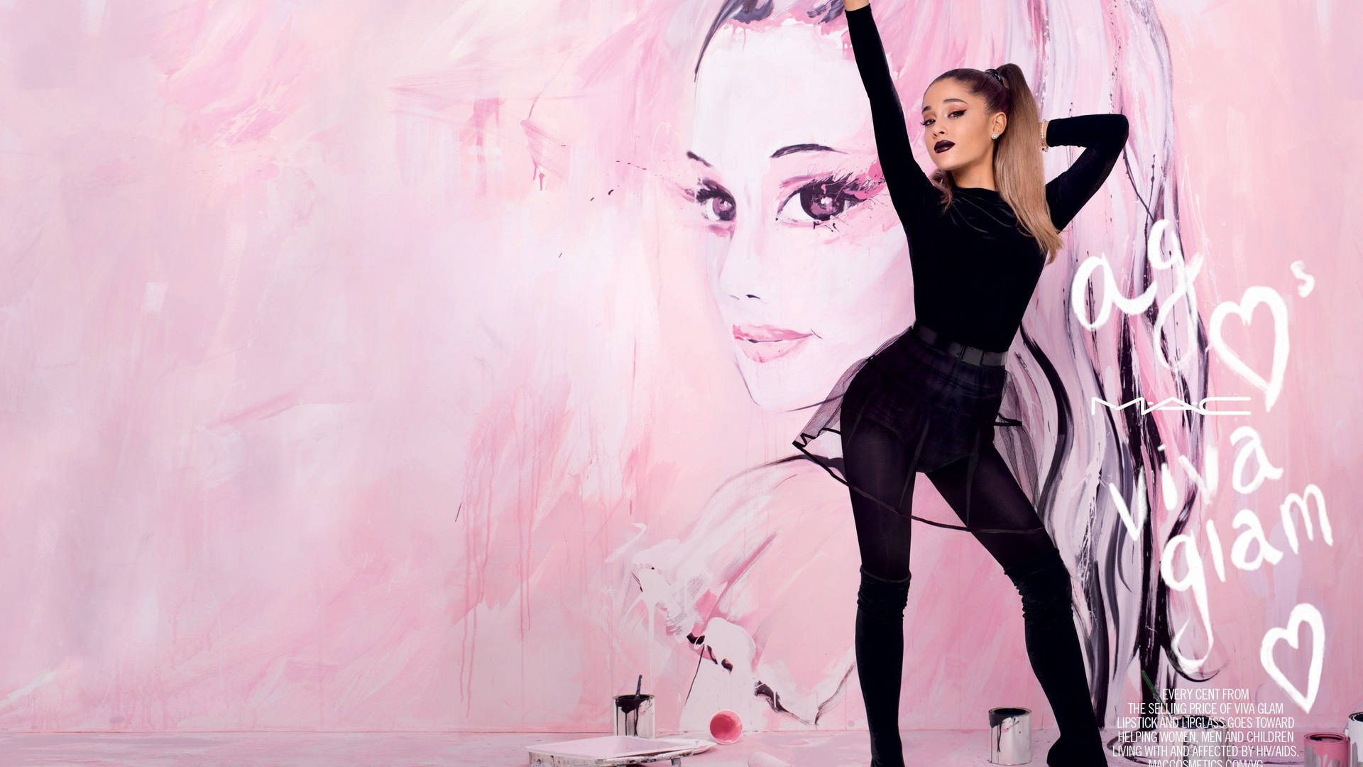 Ariana Grande 2560X1440 wallpaper