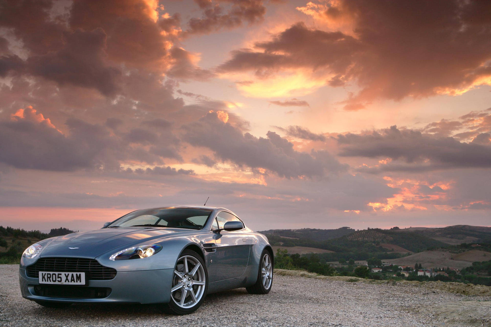 1920X1280 Aston Martin Wallpaper and Background