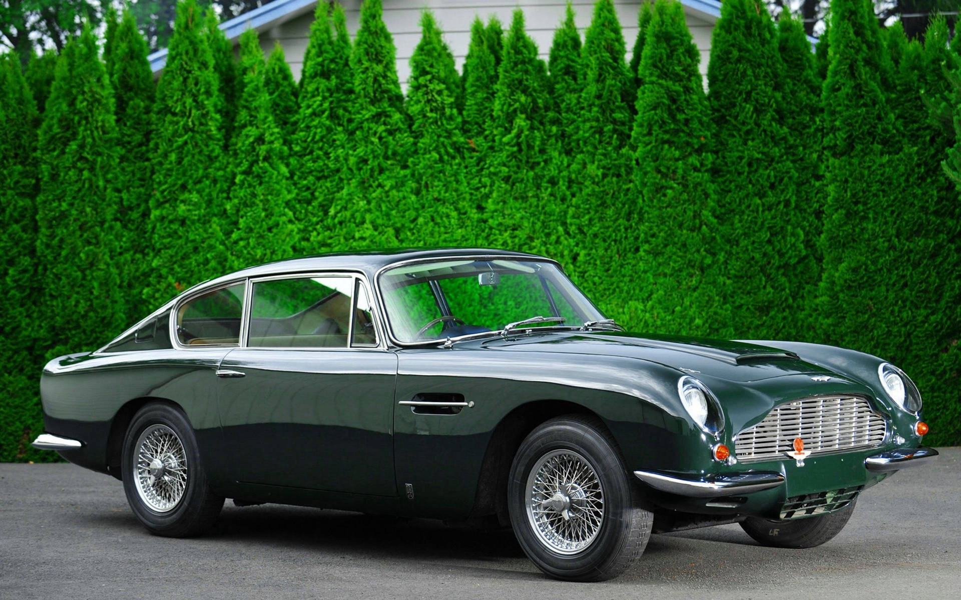 2560X1600 Aston Martin Wallpaper and Background