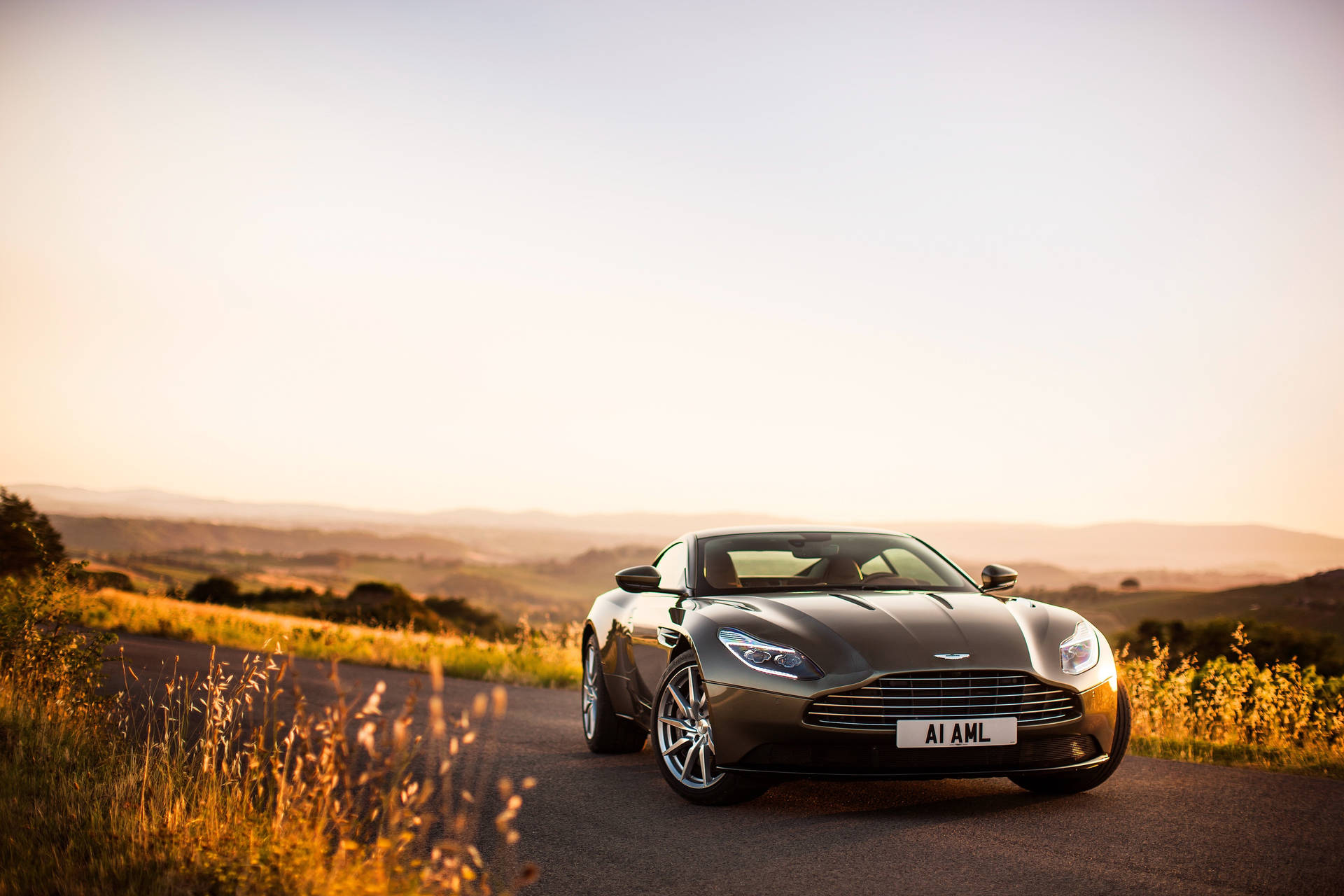 4096X2731 Aston Martin Wallpaper and Background