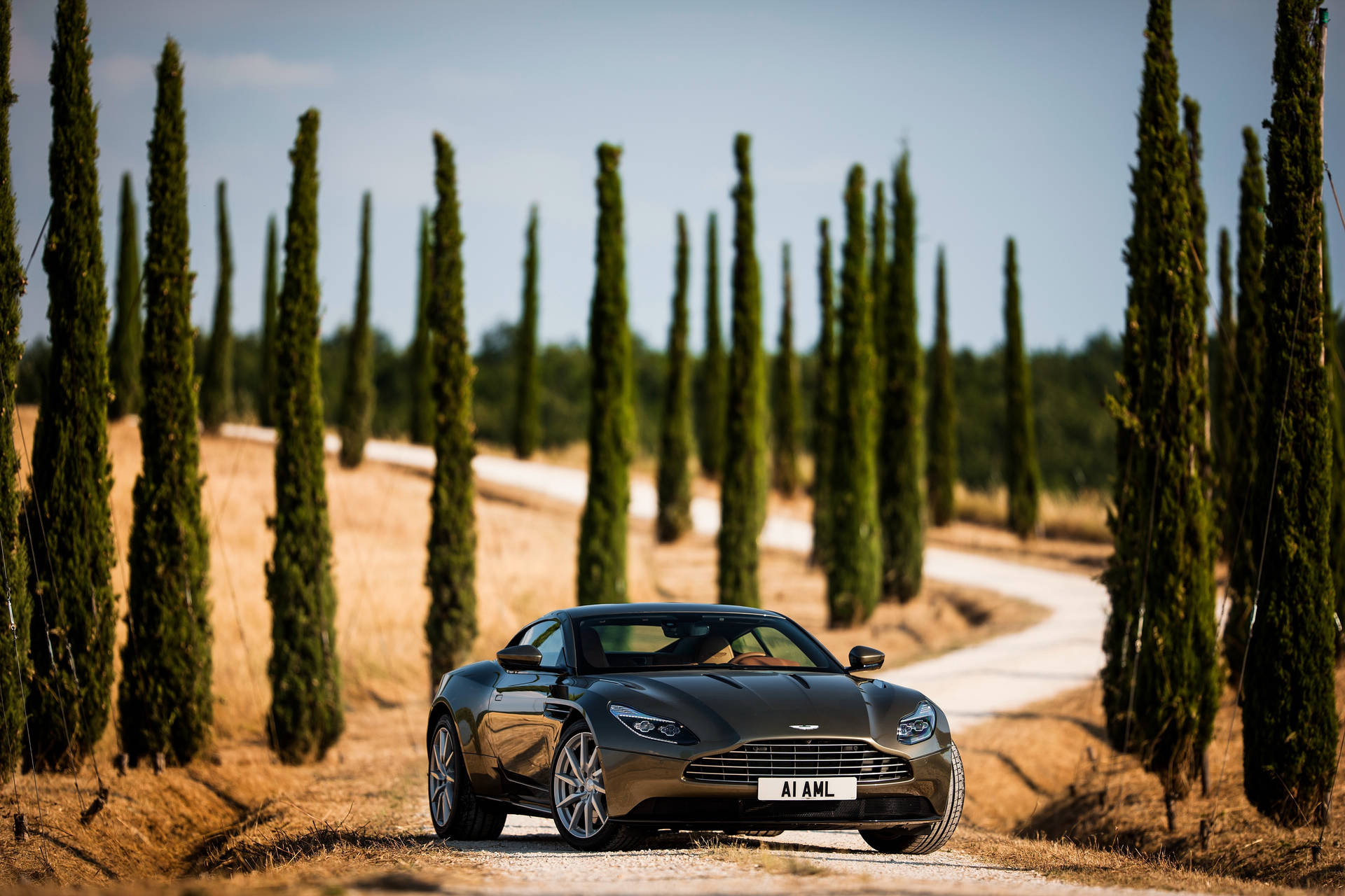 4096X2731 Aston Martin Wallpaper and Background