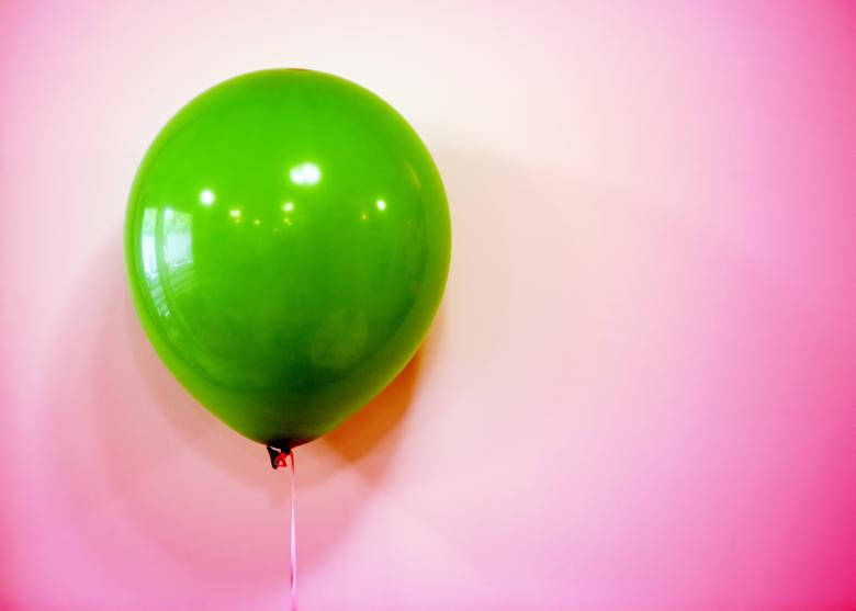 780X557 Balloon Wallpaper and Background