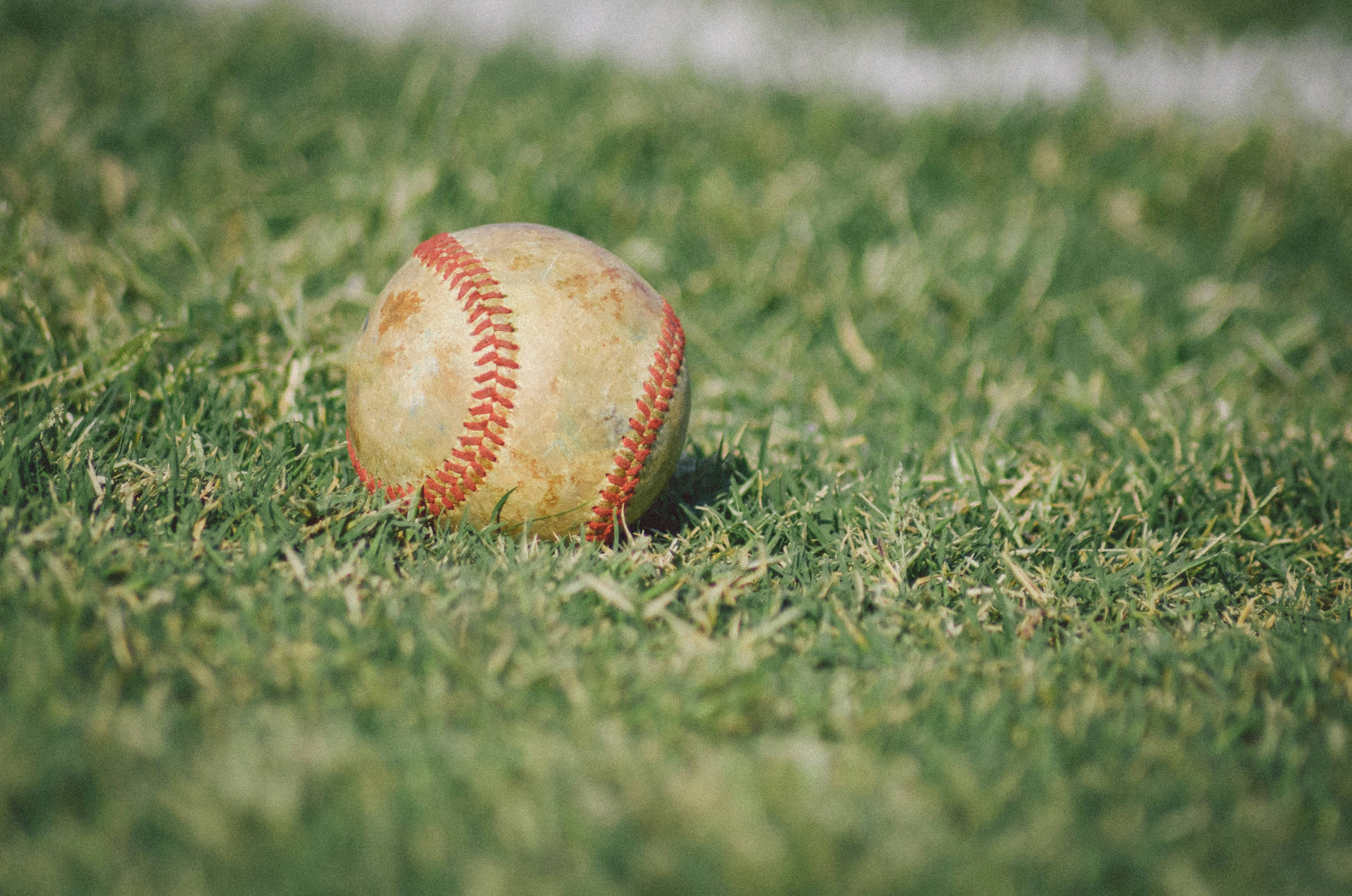 Baseball 4928X3264 Wallpaper and Background Image