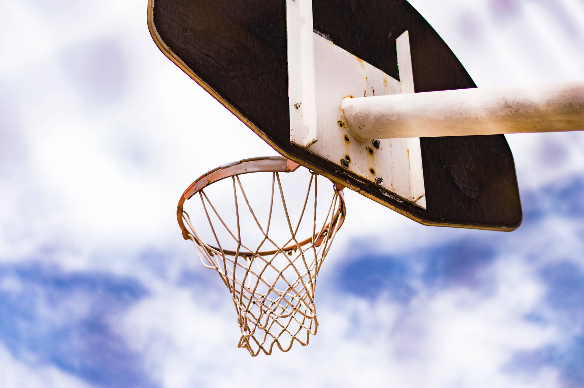 Basketball 6016X4000 Wallpaper and Background Image