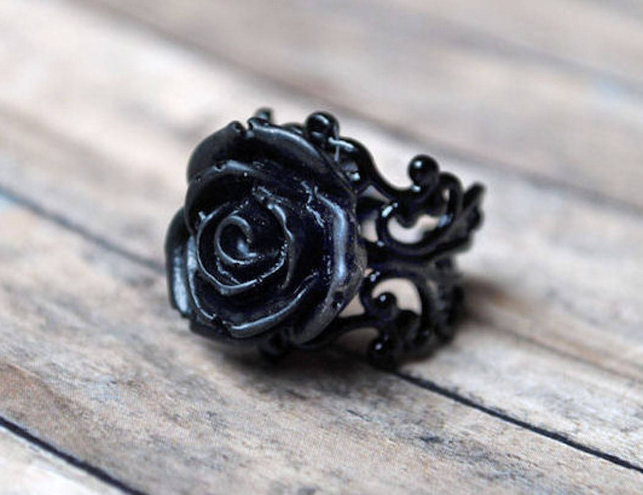 1300X1000 Black Rose Wallpaper and Background
