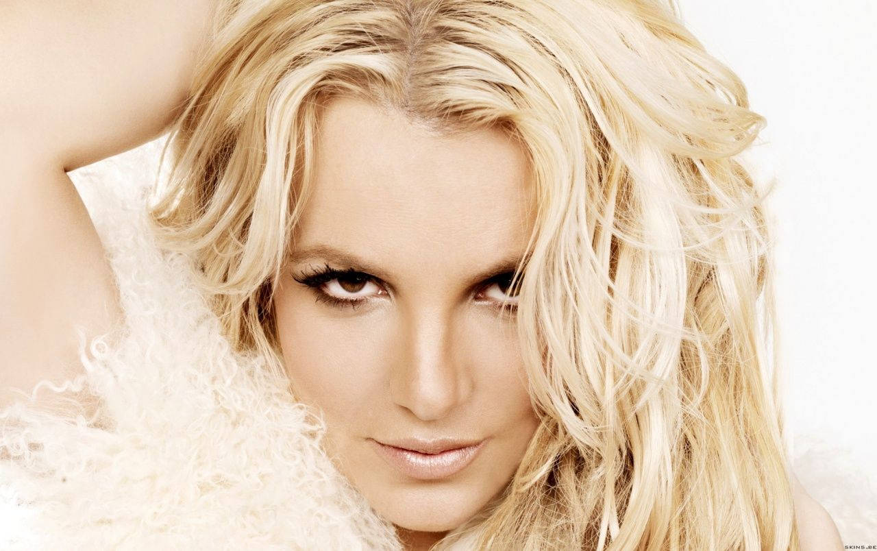 Britney Spears 1280X804 wallpaper