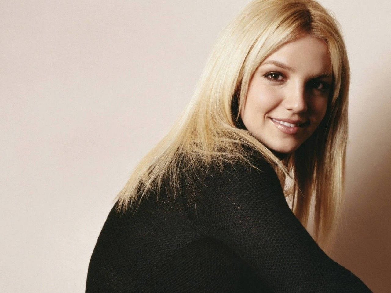 Britney Spears 1280X960 Wallpaper and Background Image