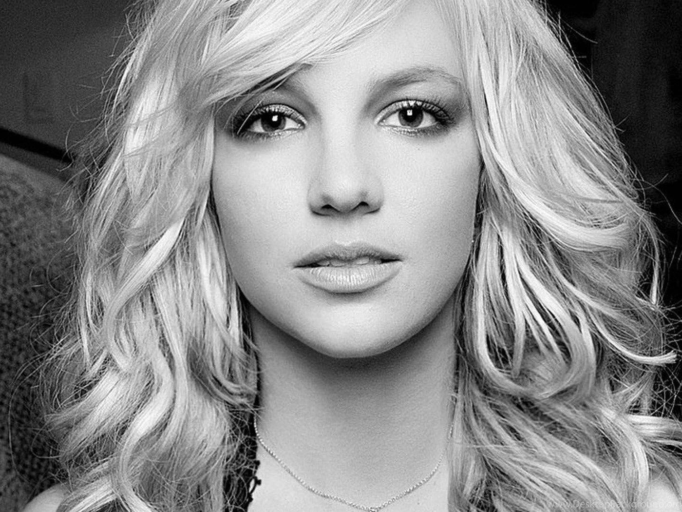 Britney Spears 1400X1050 wallpaper