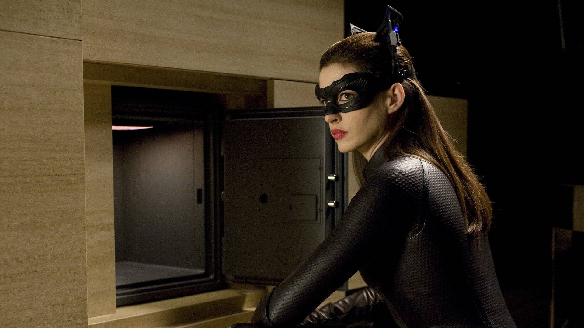 Catwoman 1920X1080 Wallpaper and Background Image