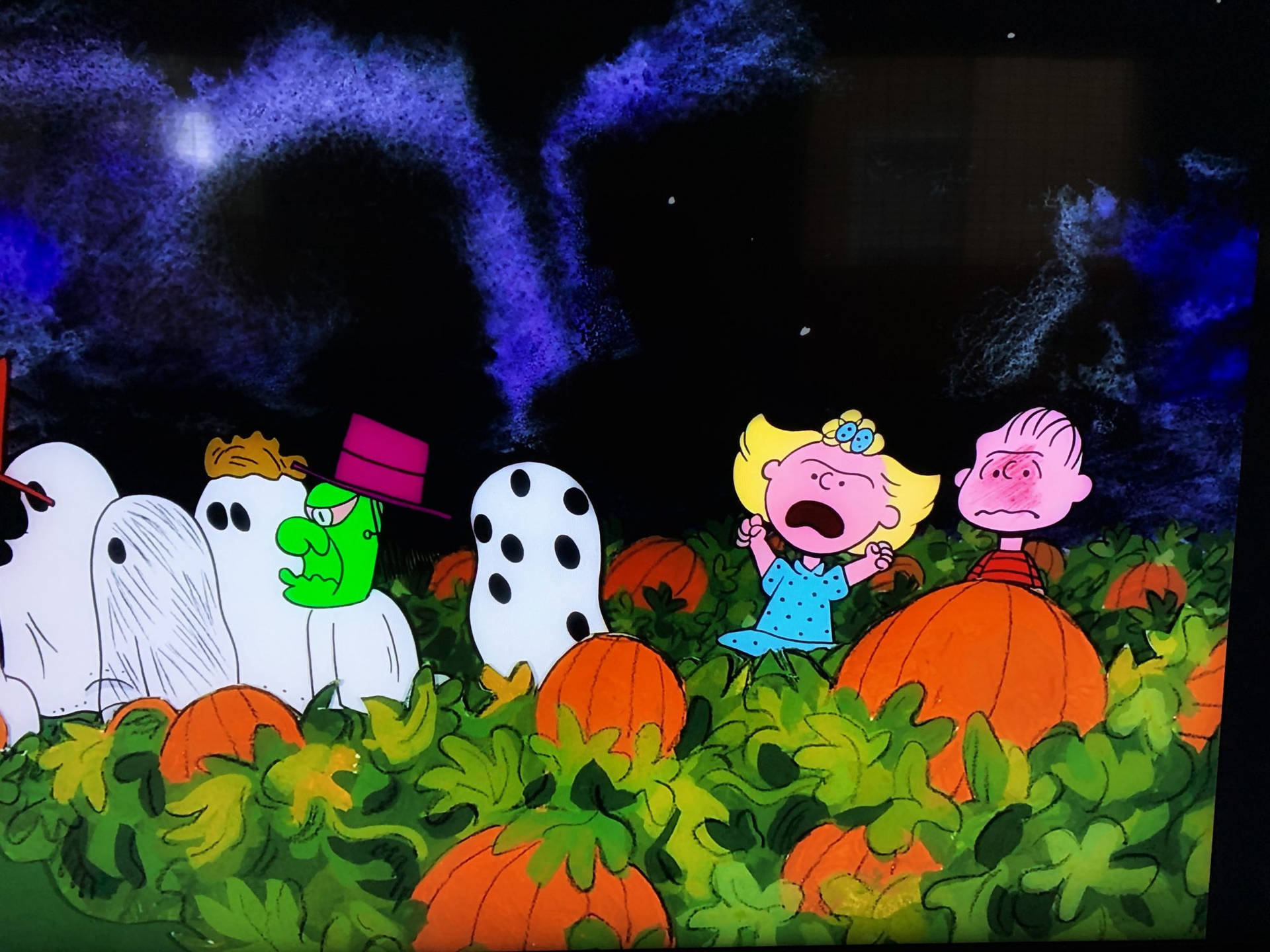 2000X1500 Charlie Brown Halloween Wallpaper and Background