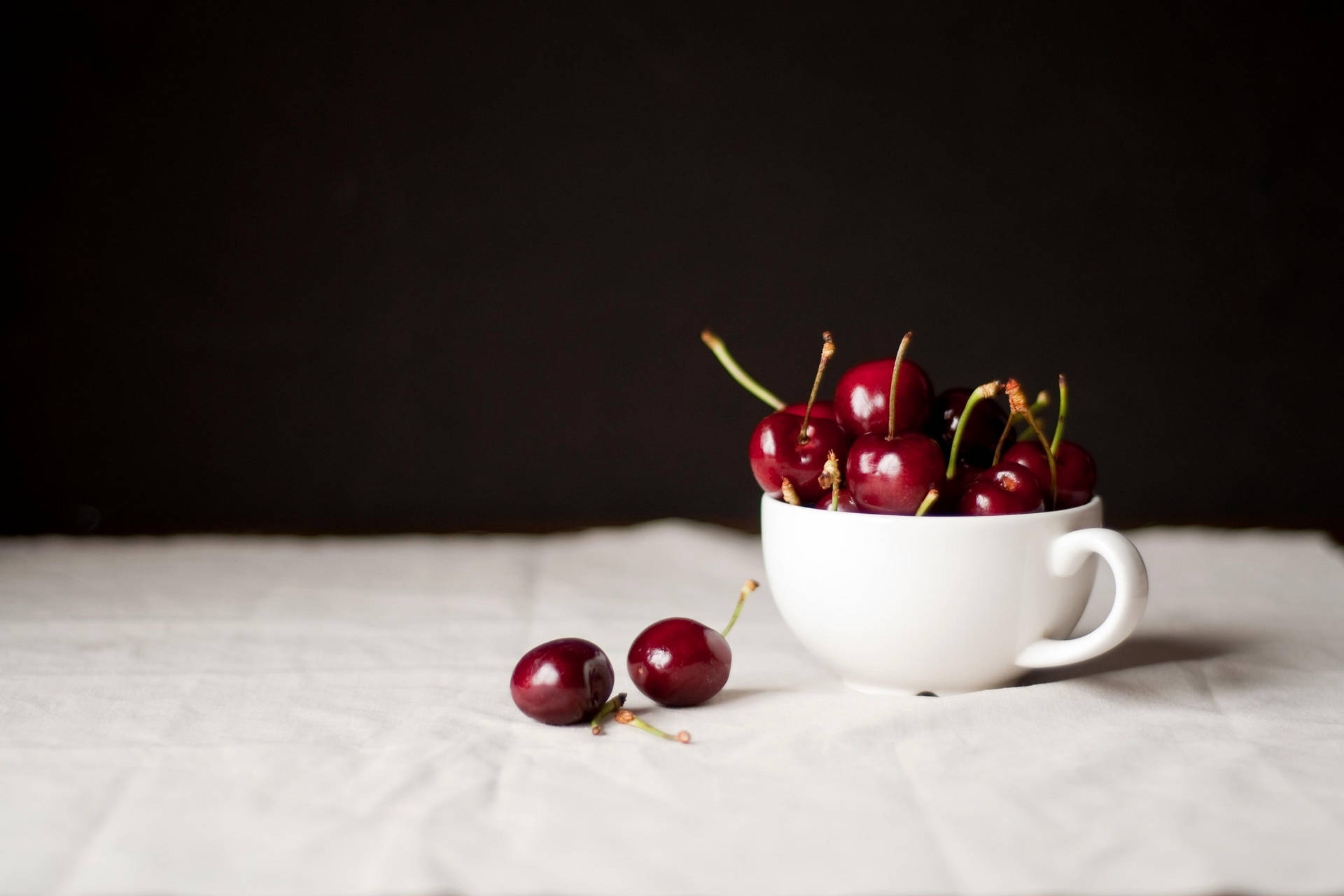 2040X1360 Cherry Wallpaper and Background