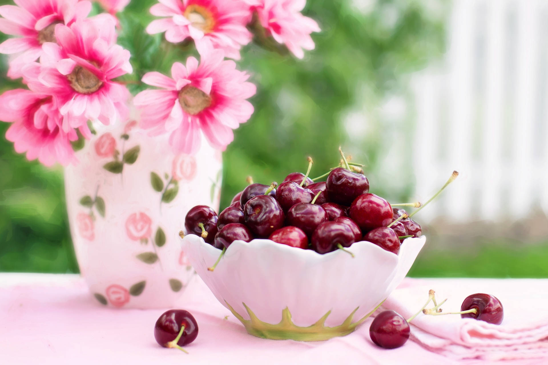 3913X2609 Cherry Wallpaper and Background