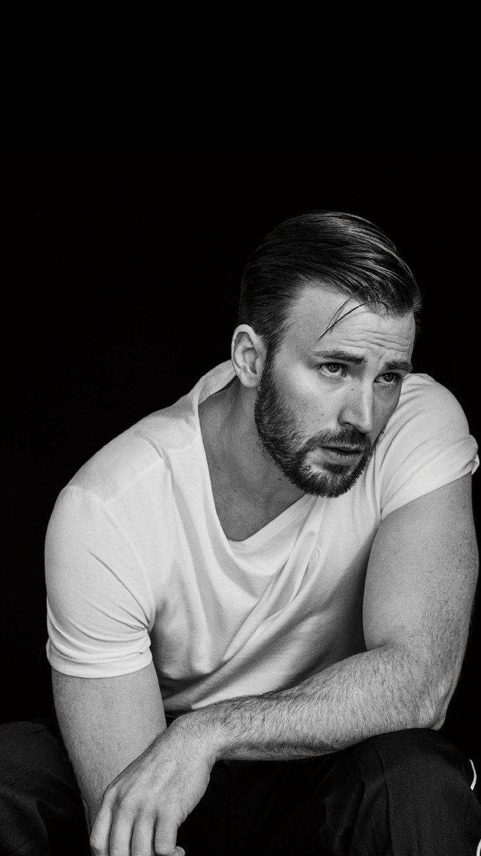 675X1200 Chris Evans Wallpaper and Background