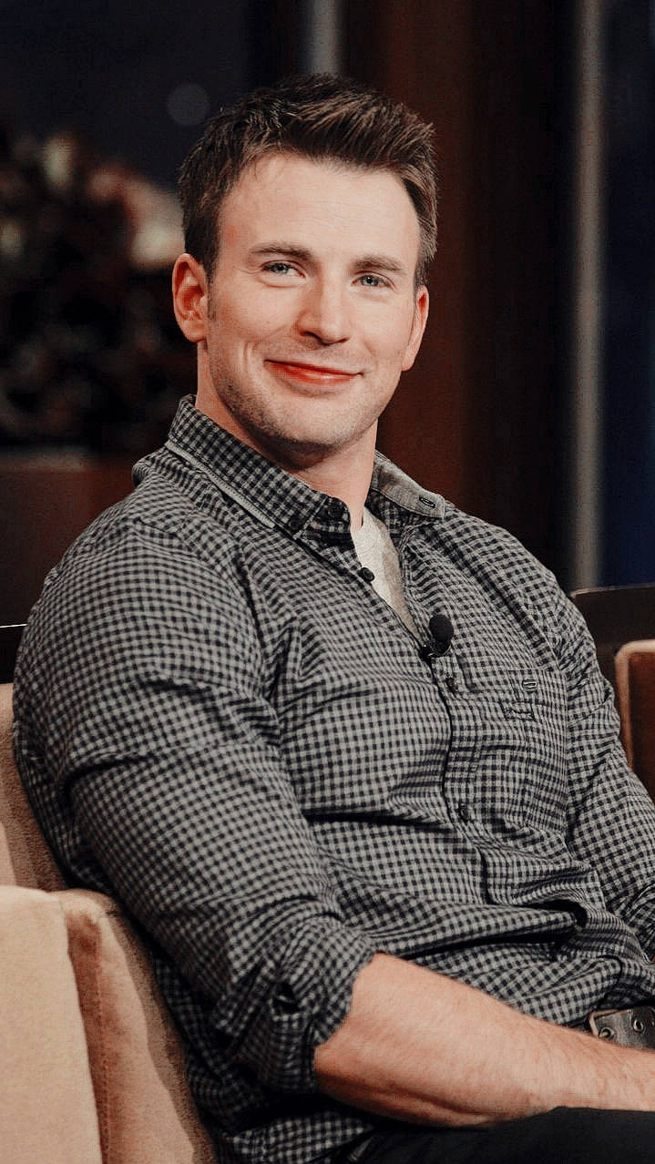719X1278 Chris Evans Wallpaper and Background