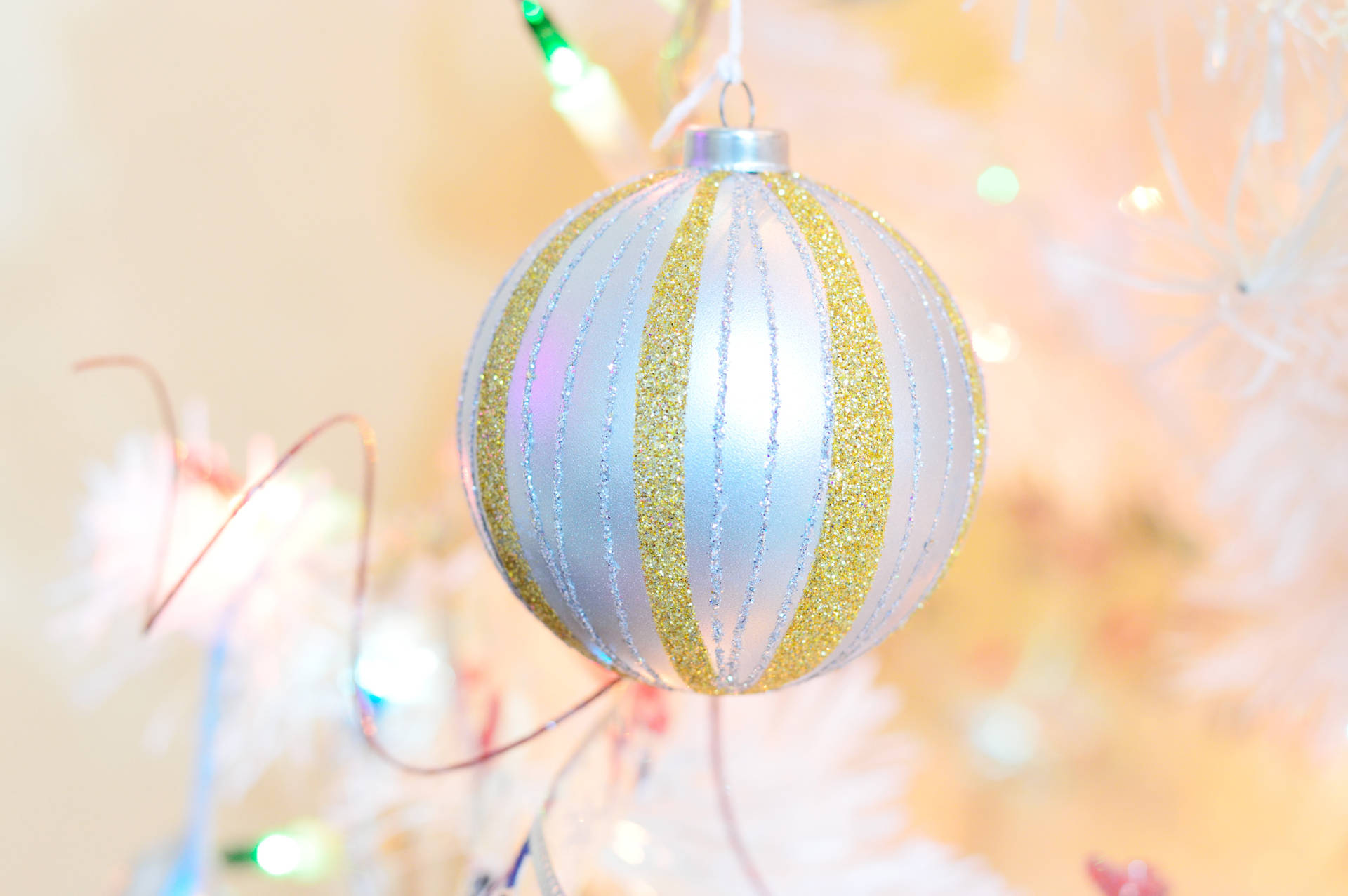 6016X4000 Christmas Wallpaper and Background