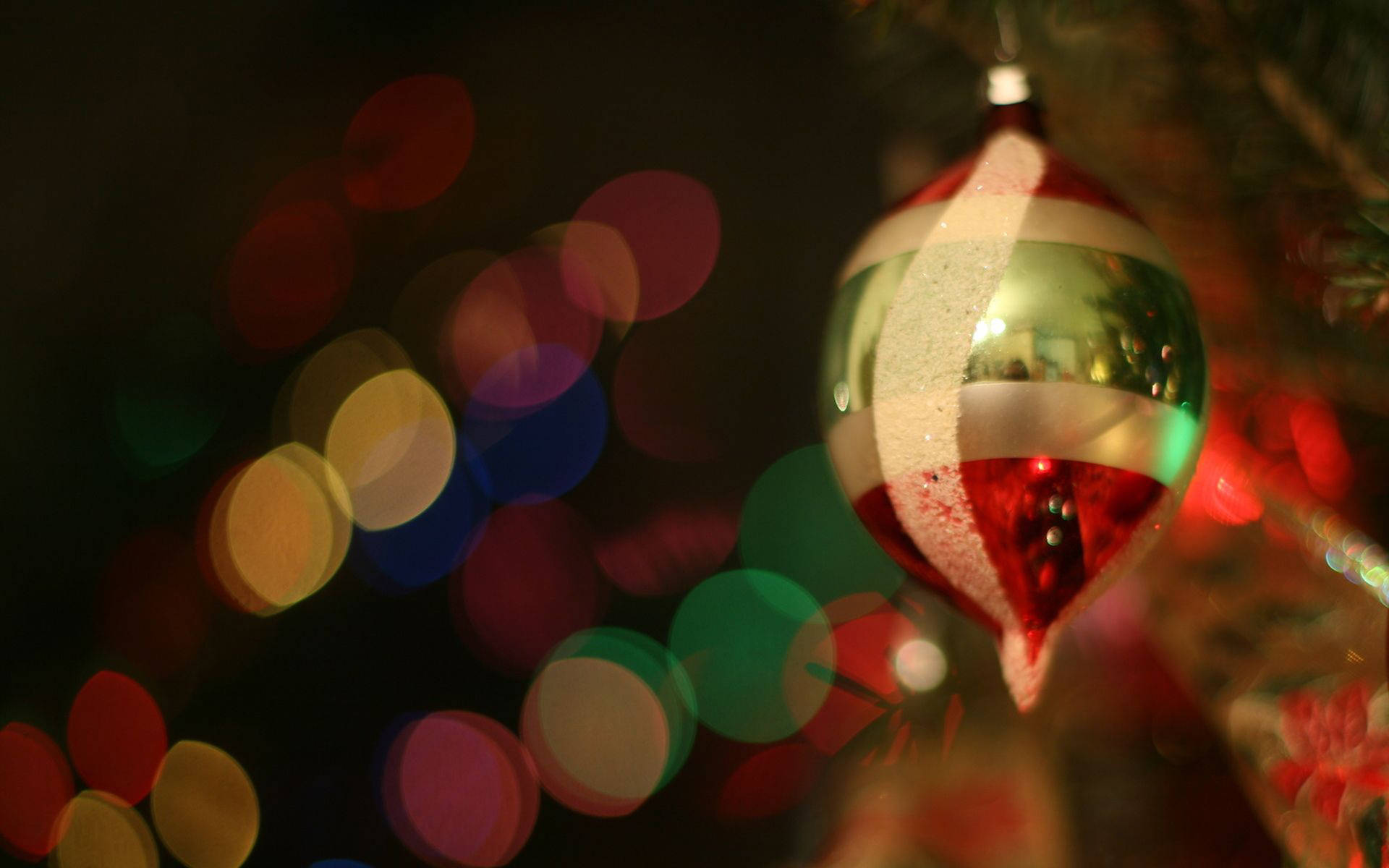 Christmas Desktop 2048X1280 Wallpaper and Background Image