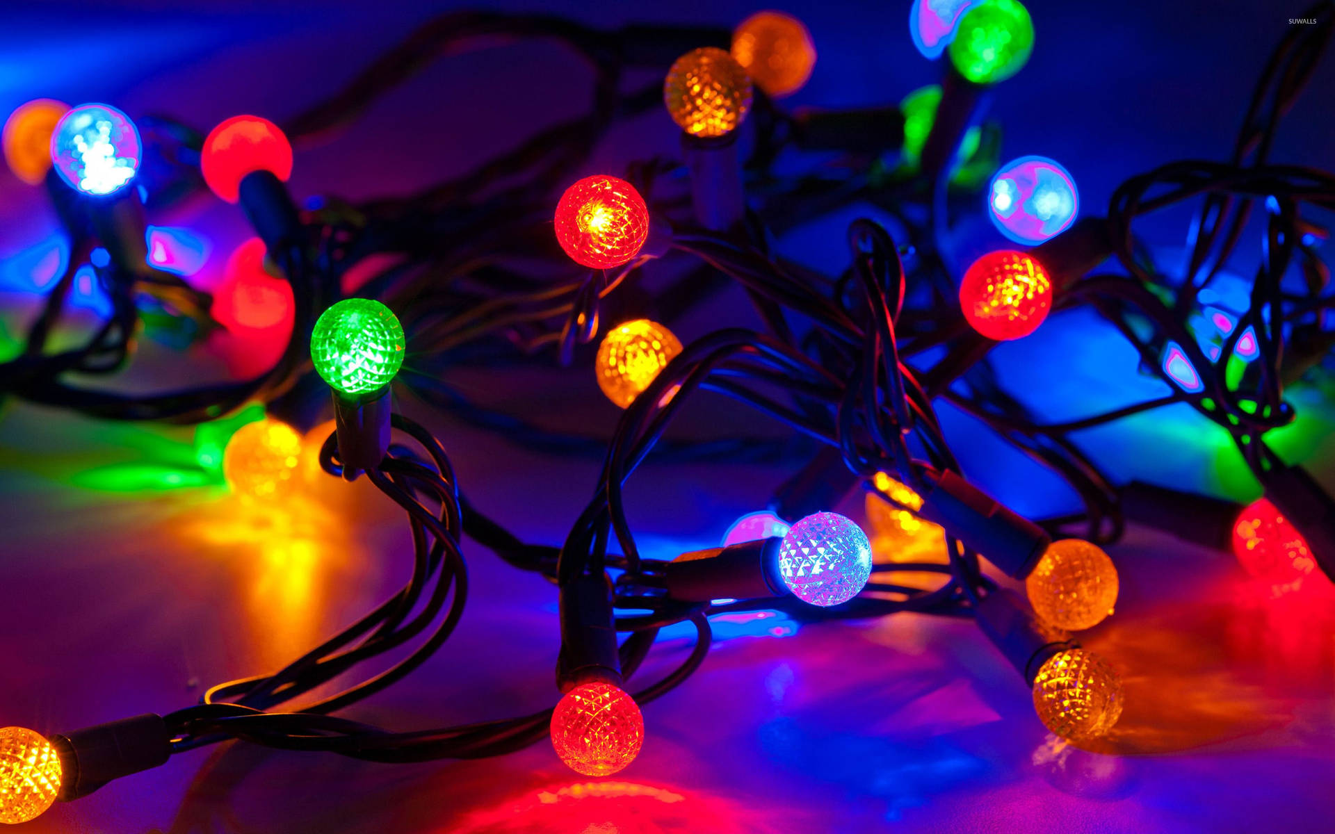 2880X1800 Christmas Lights Wallpaper and Background