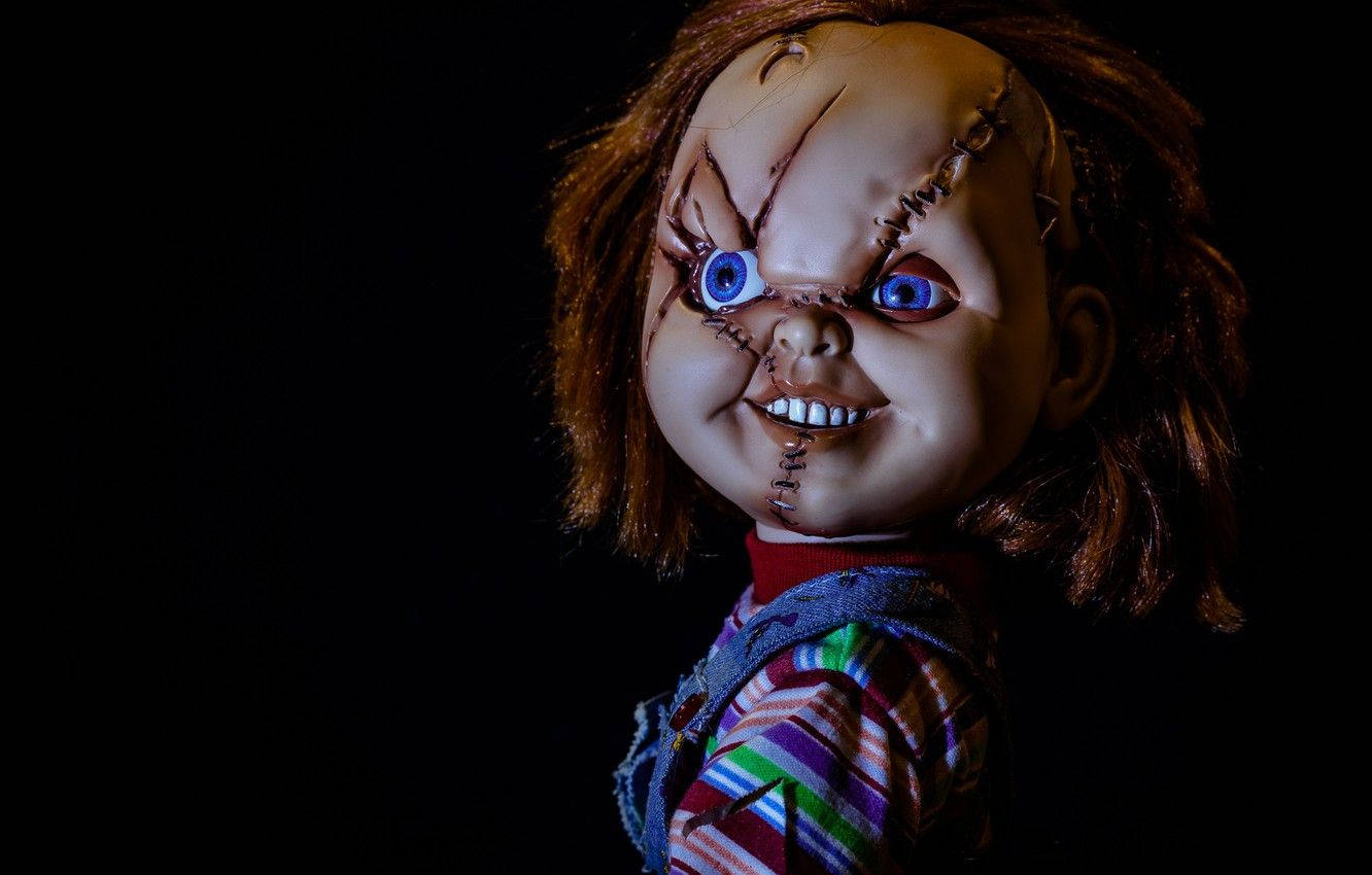 Chucky 1332X850 Wallpaper and Background Image