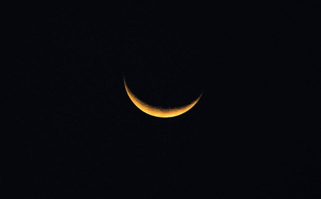 Crescent Moon 1024X636 Wallpaper and Background Image