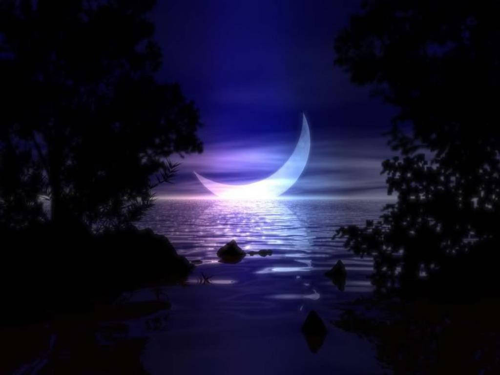1024X768 Crescent Moon Wallpaper and Background