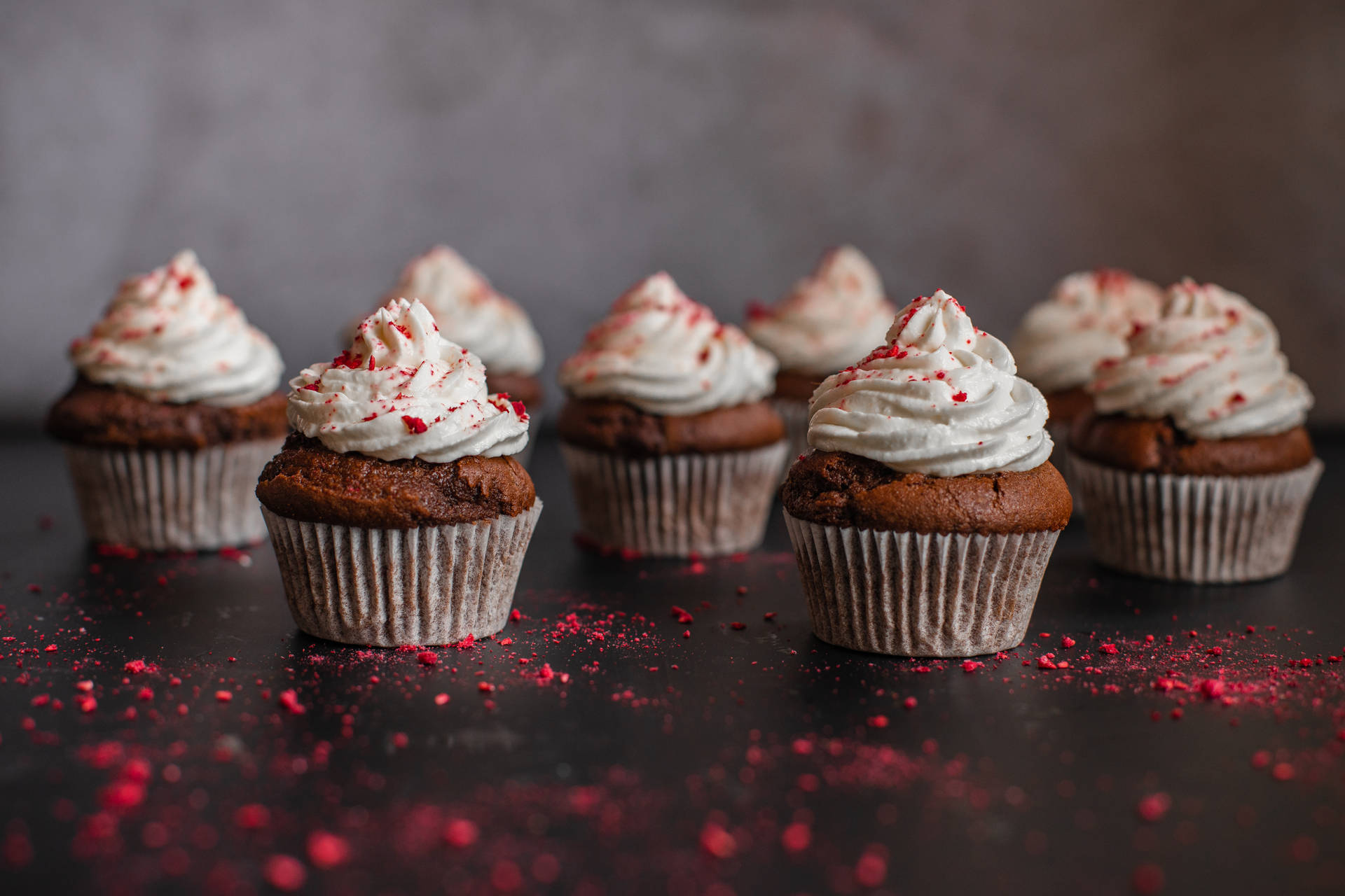 6499X4333 Cupcake Wallpaper and Background